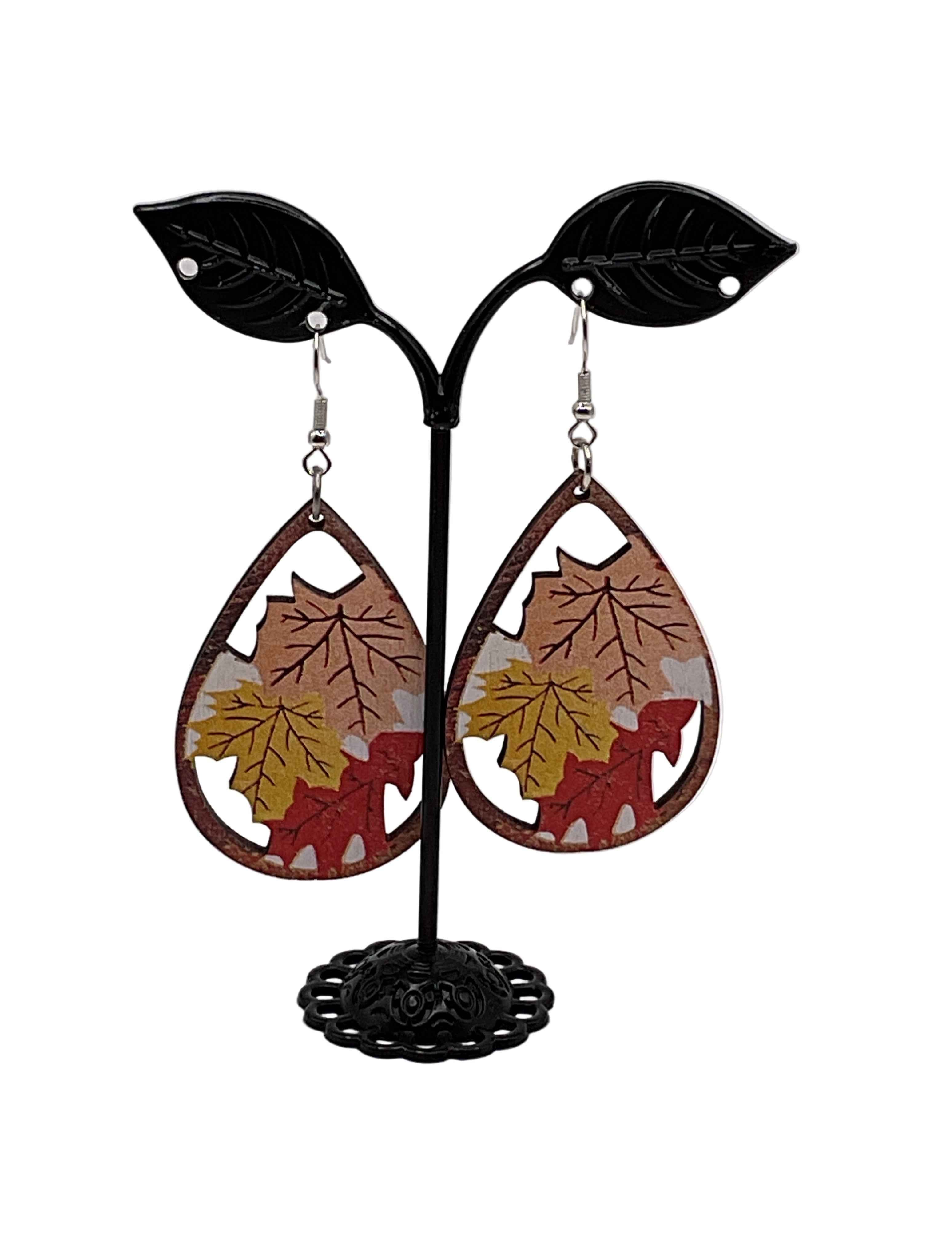 Fall leaf earrings Main image
