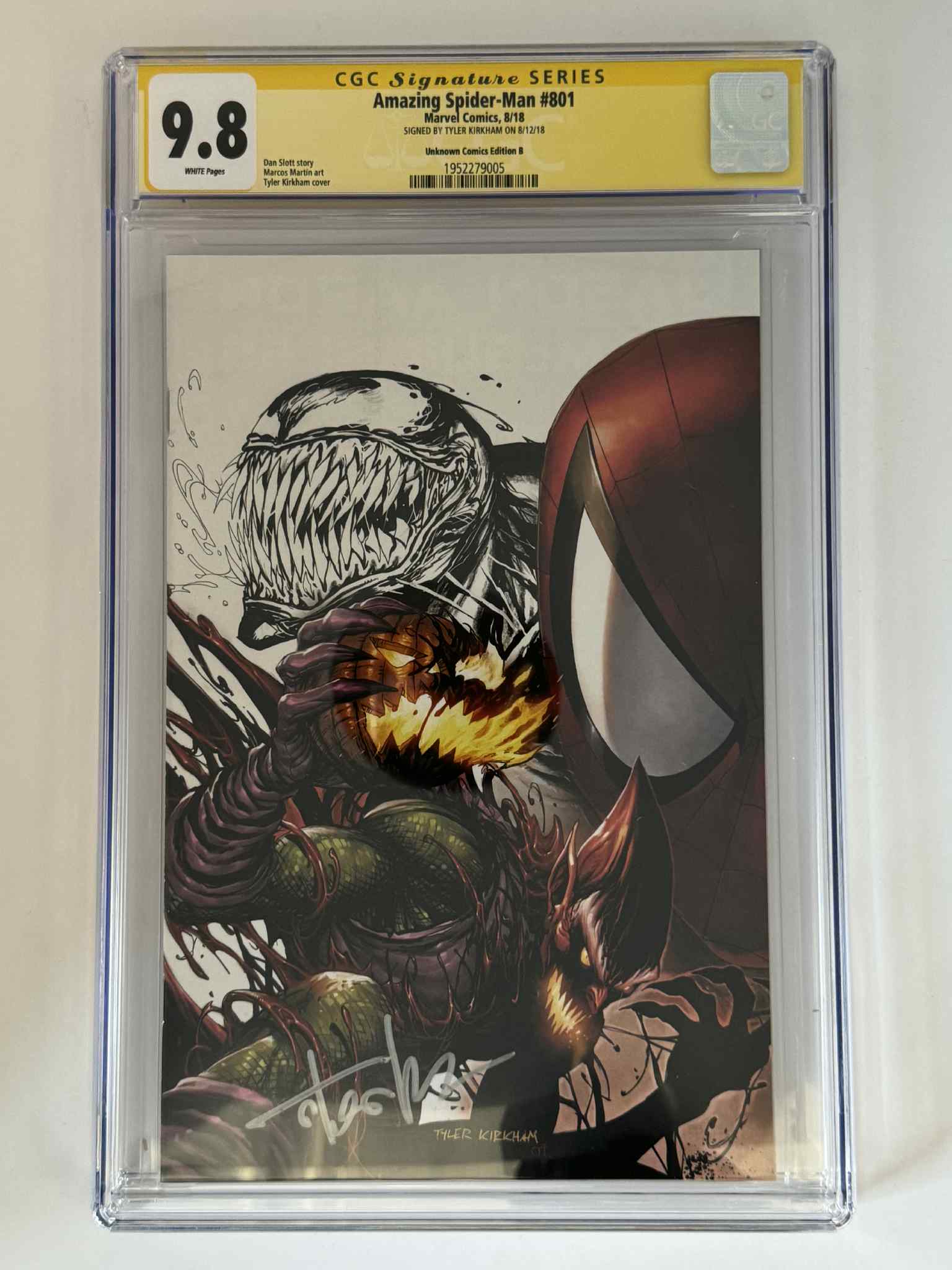 [Signed by Tyler Kirkham] Amazing Spider-Man #801 CGC 9.8 Yellow Label Exclusive Color Splash Var Main image