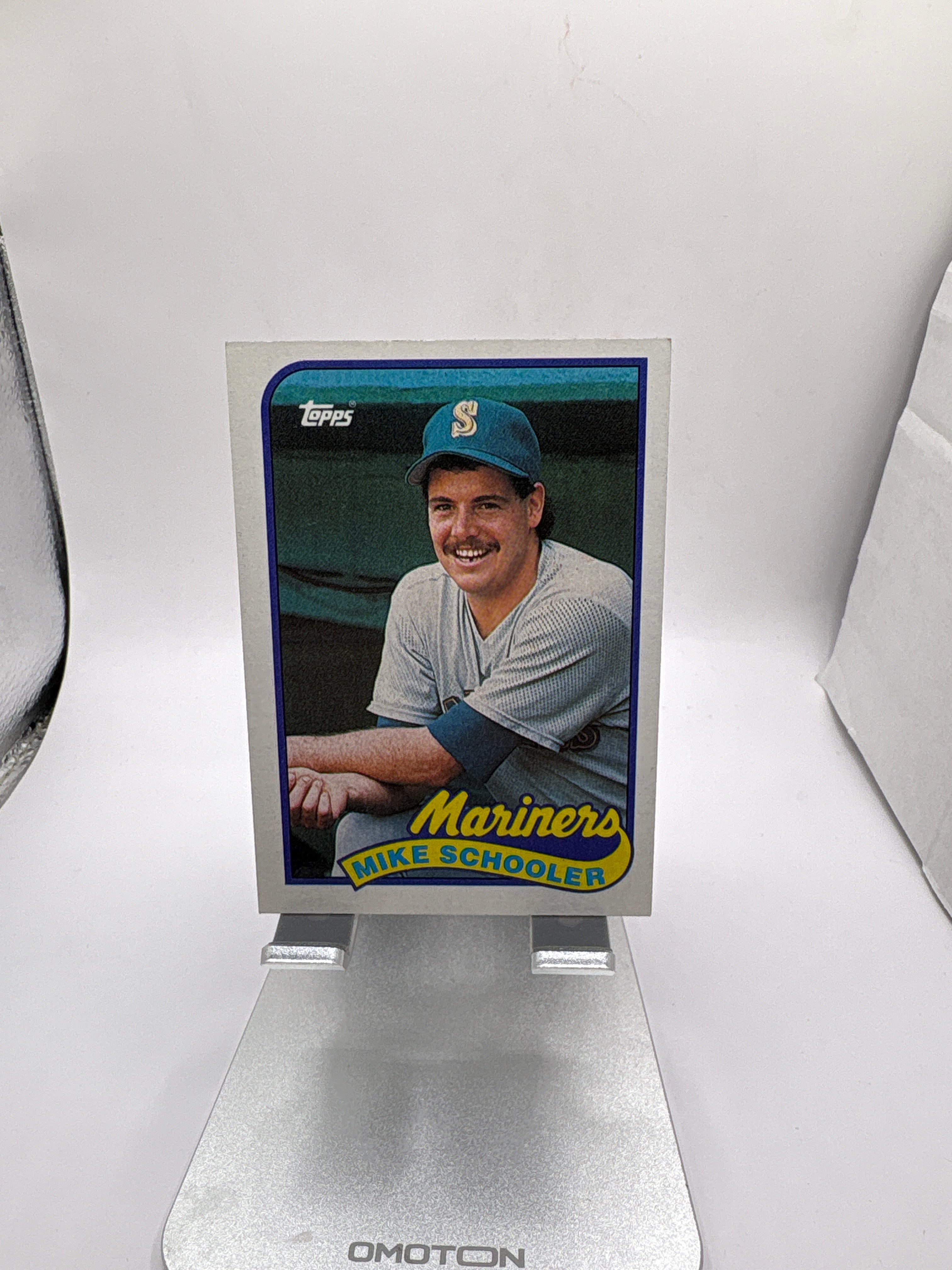 Topps Mike Schooler Main image
