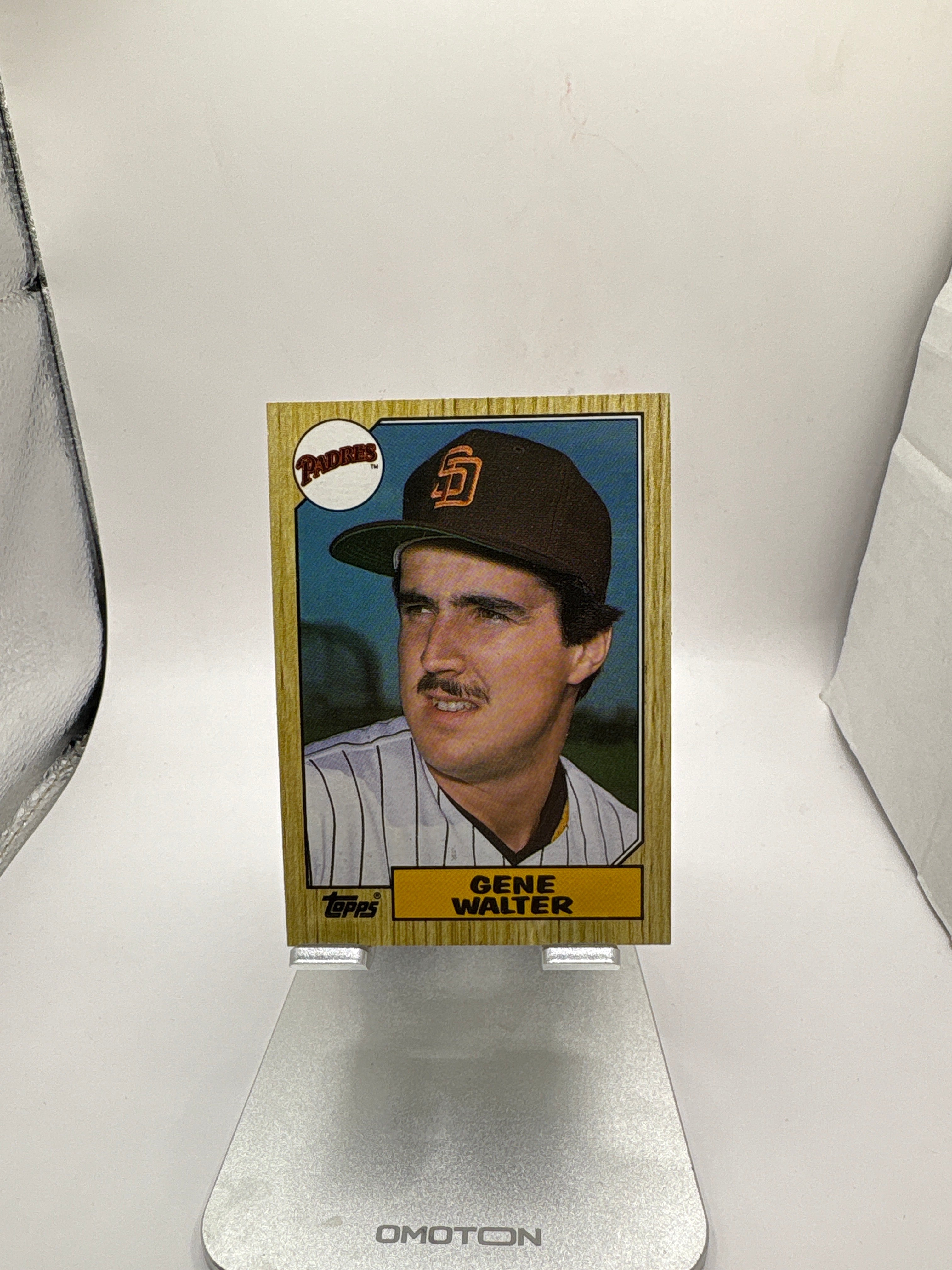 Topps Gene Walter Main image
