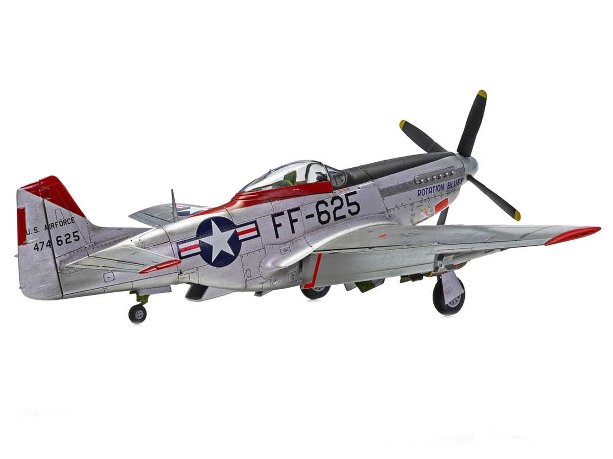 Airfix - Level 2 Model Kit North American F-51D Mustang Fighter Aircraft