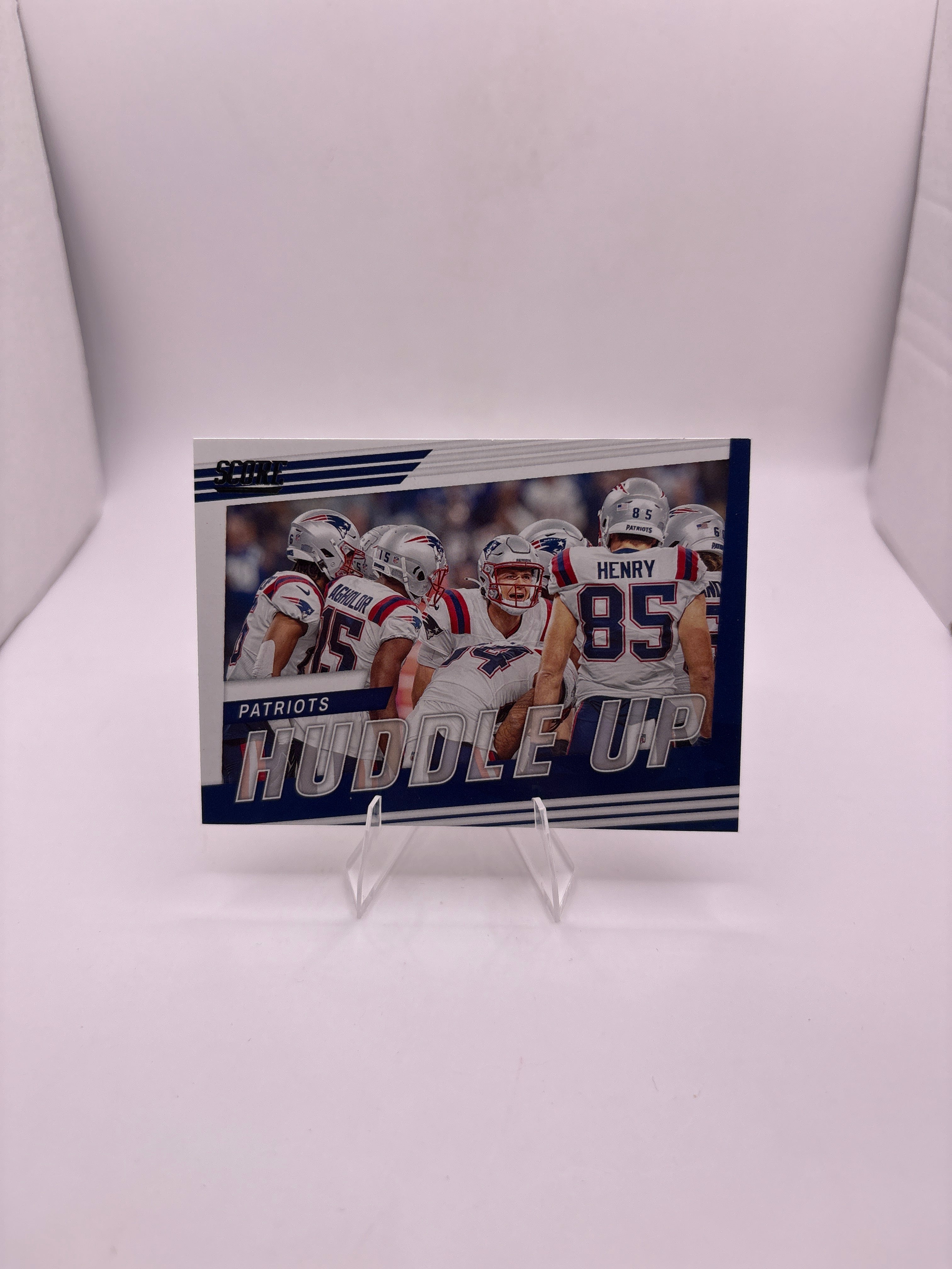 Score Patriots Huddle Up Main image