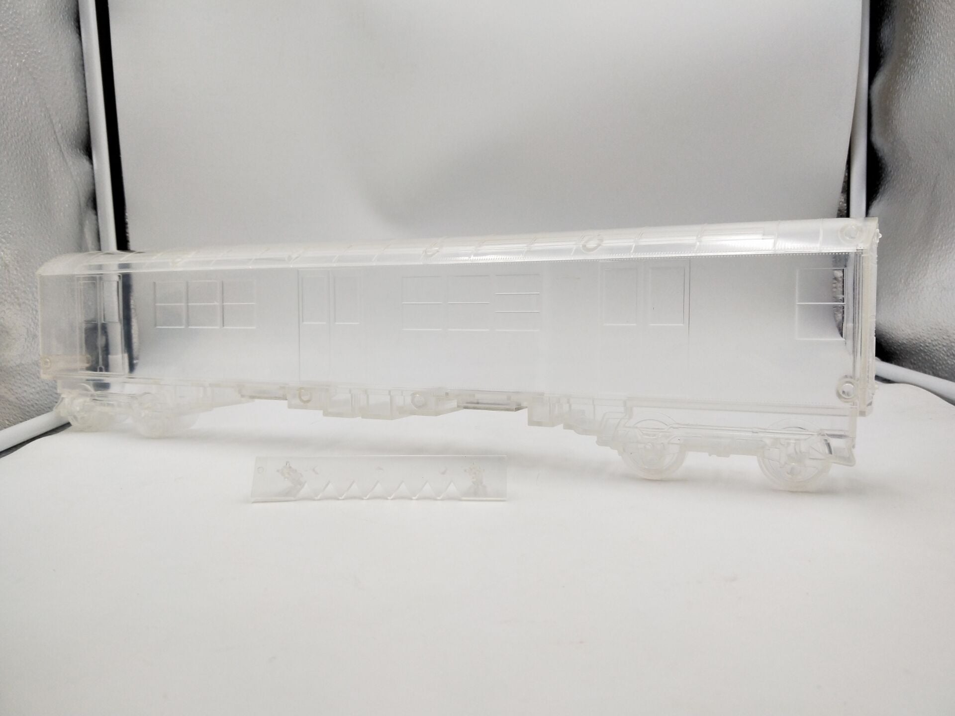 All City Style Clear Train - Single 20" half car model Main image