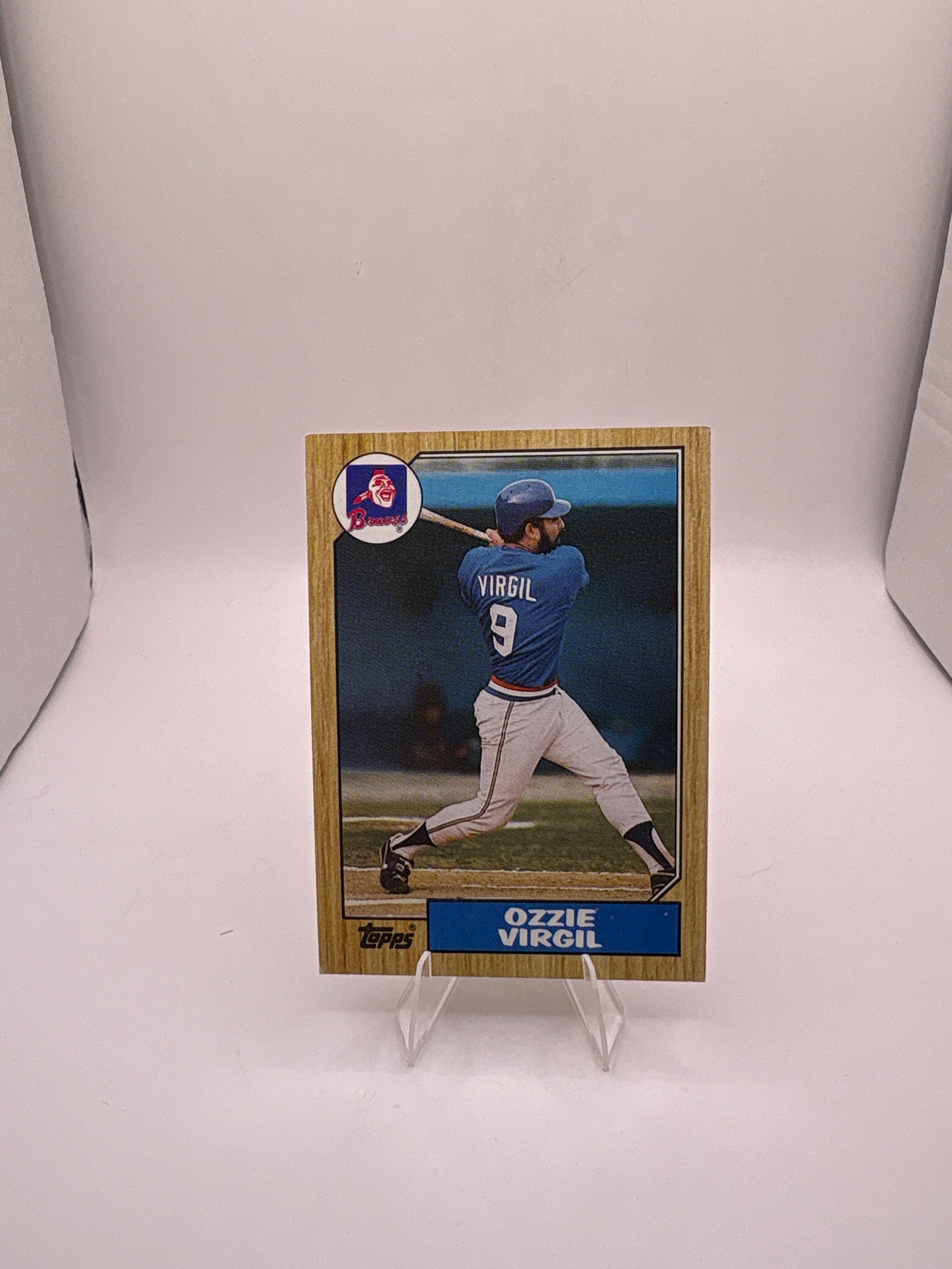 Topps Ozzie Virgil Main image