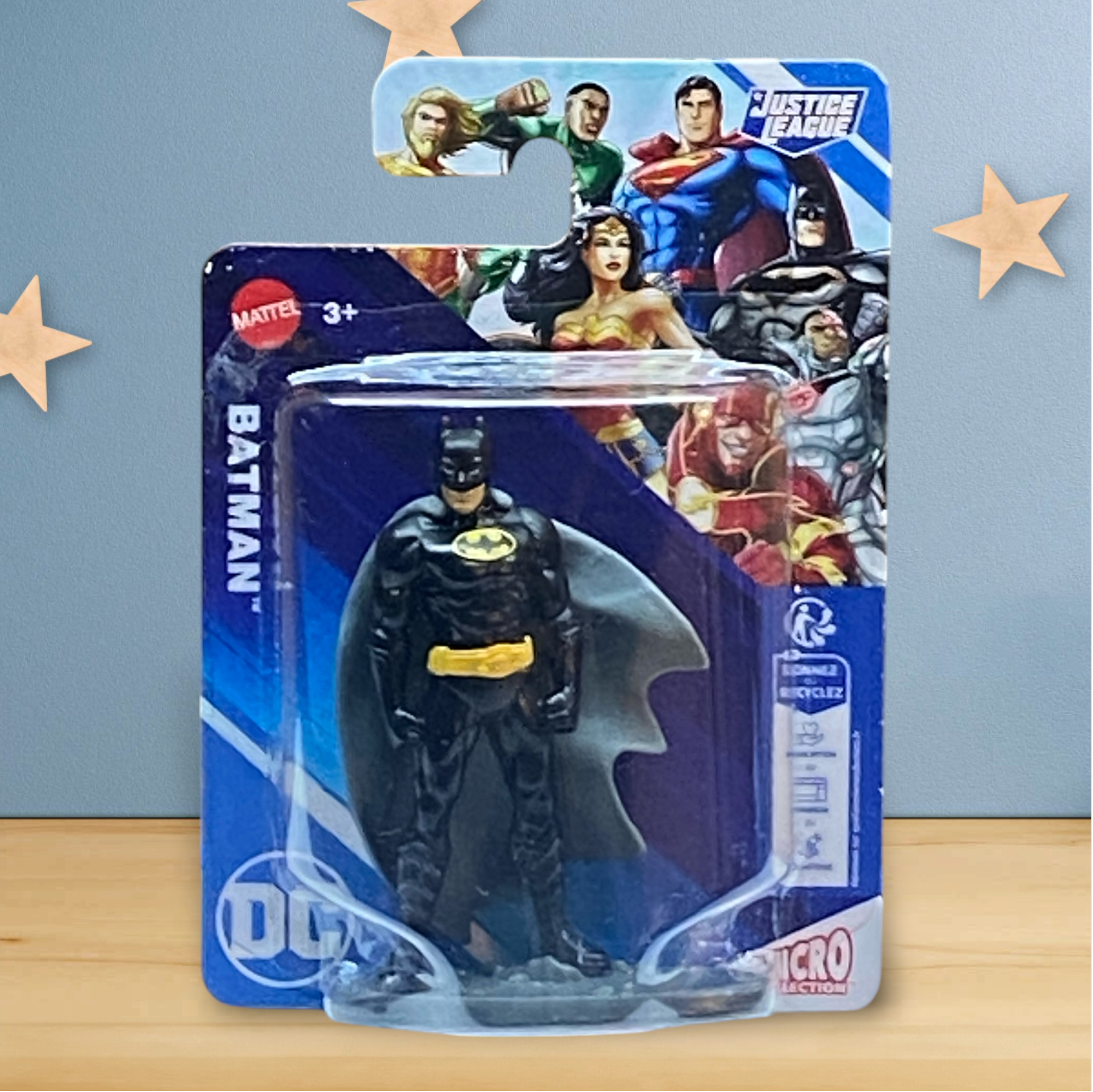 Batman (Black Suit) - Justice League Micro Figure