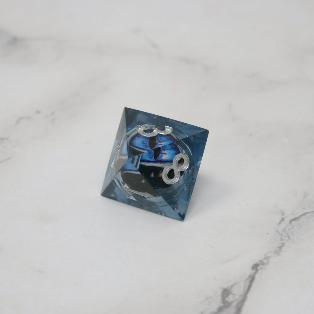 Blue Slaadi's Eye - 7 Piece Moving Eye DnD Dice Set | Acrylic RPG Gaming Dice - Collectors World Toys