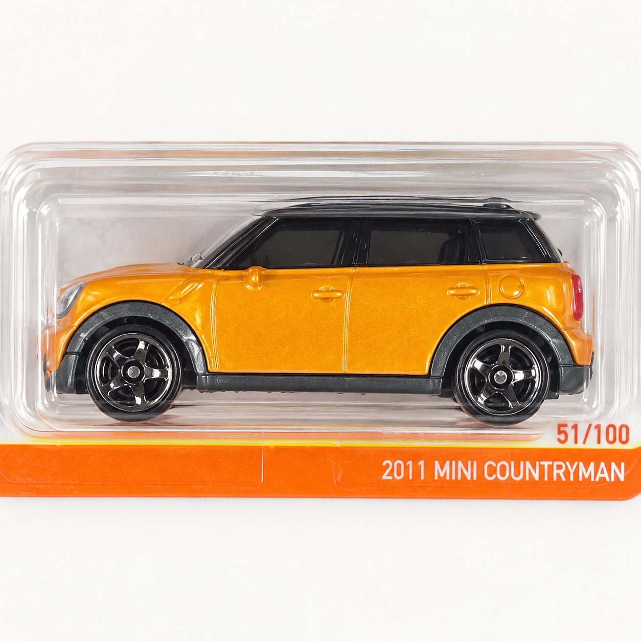 Matchbox 2011 Mini Countryman | Matchbox Series 51/100 Secondary image