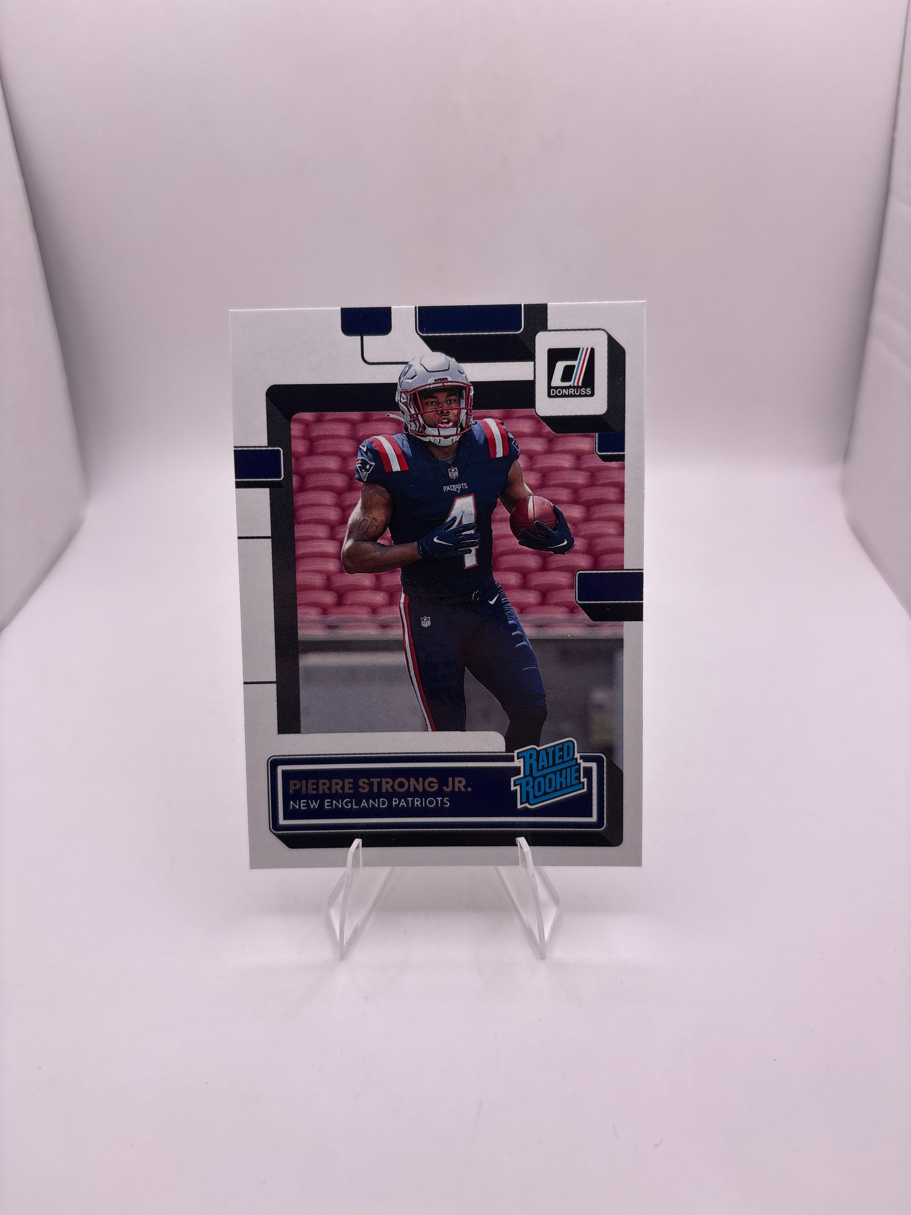 Donruss Pierre Strong JR. Main image