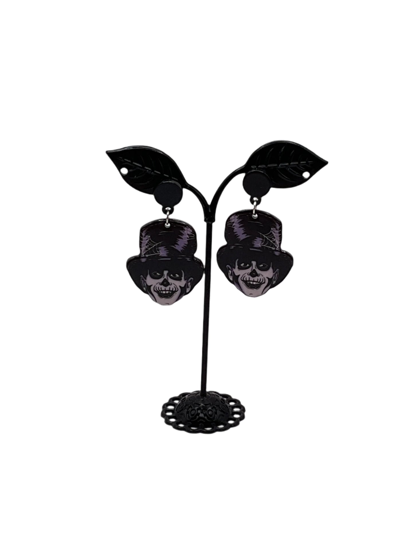 Top hat skull earrings