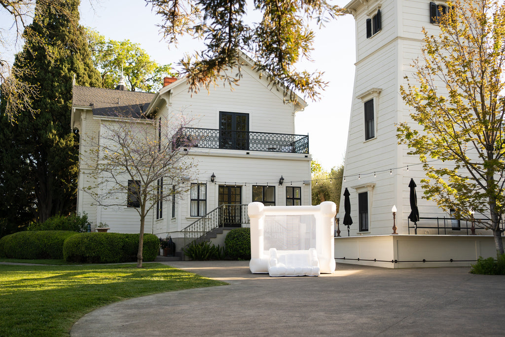 Mini Alex - White Bounce House with Flat Tops - Collectors World Toys