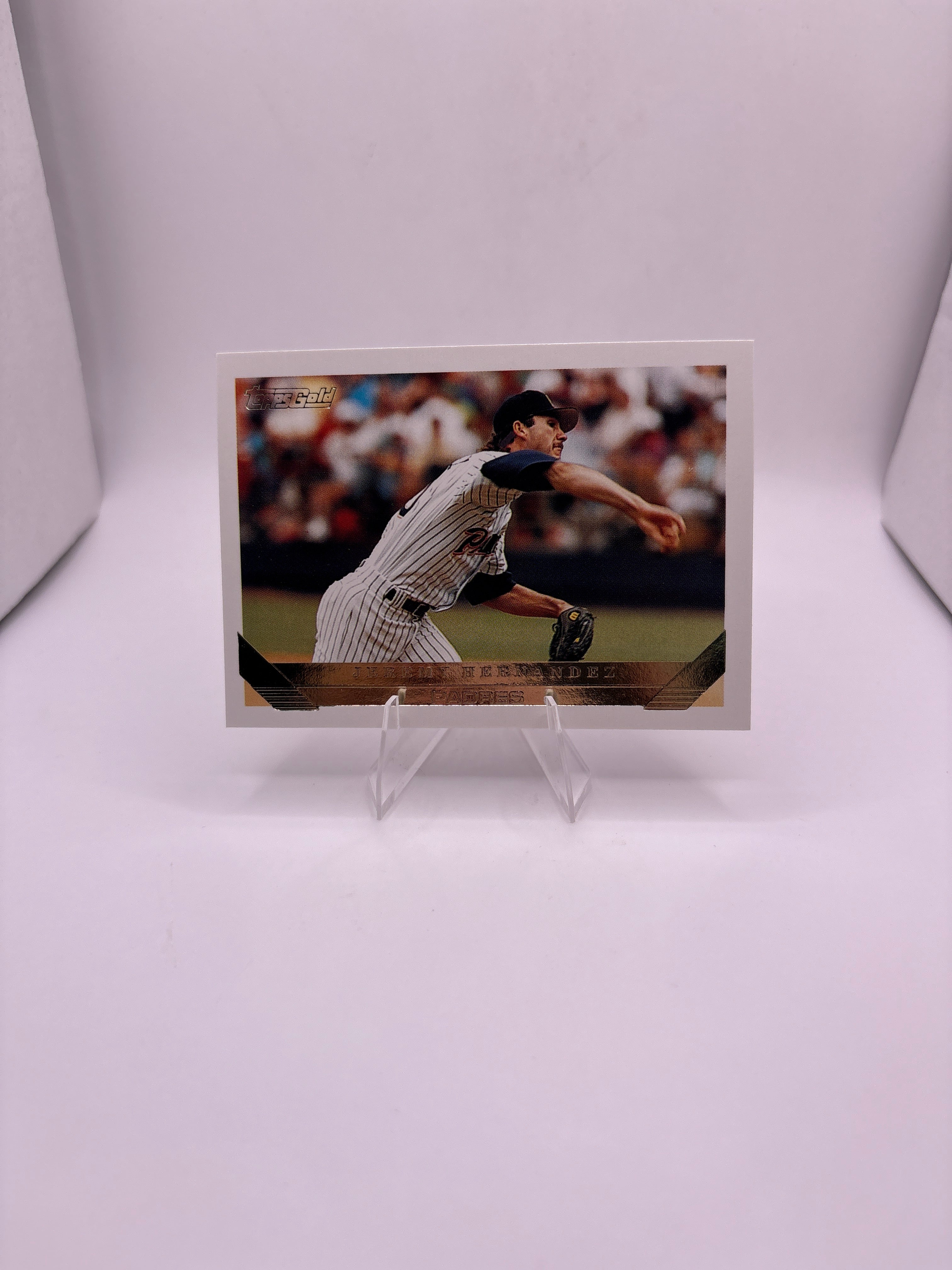 Topps Jeremy Hernandez Main image