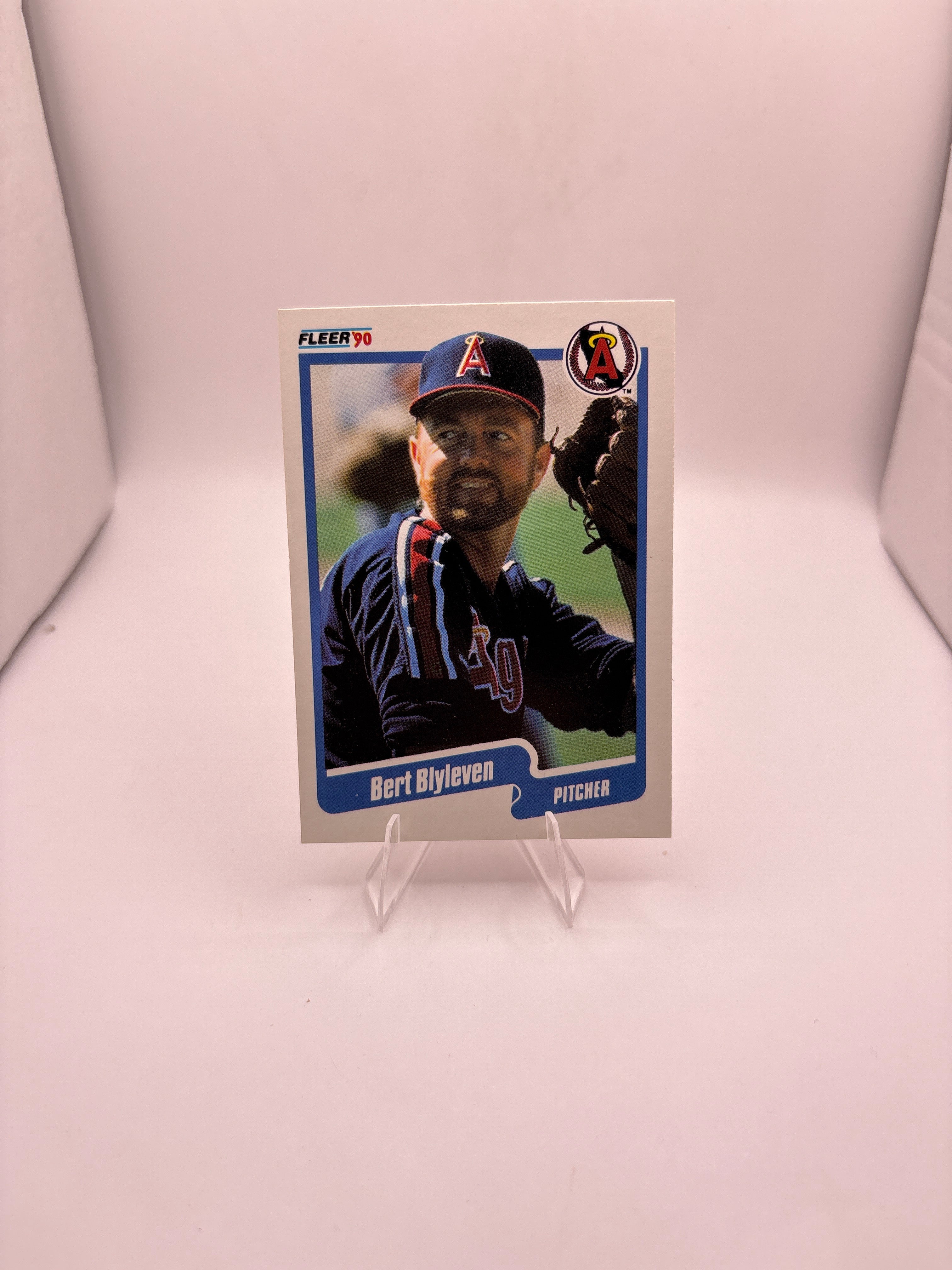 Fleer Bert Blyleven Sports Card Main image