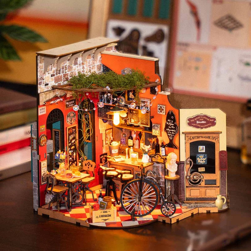 Rolife - Cheers Bar & Dining DIY Miniature House DG173