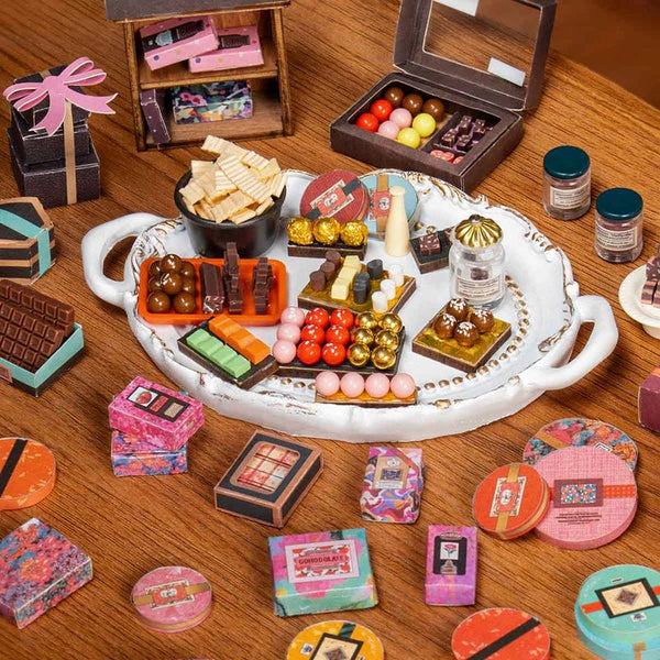 Rolife - Henry's Chocolate, DIY Miniature House