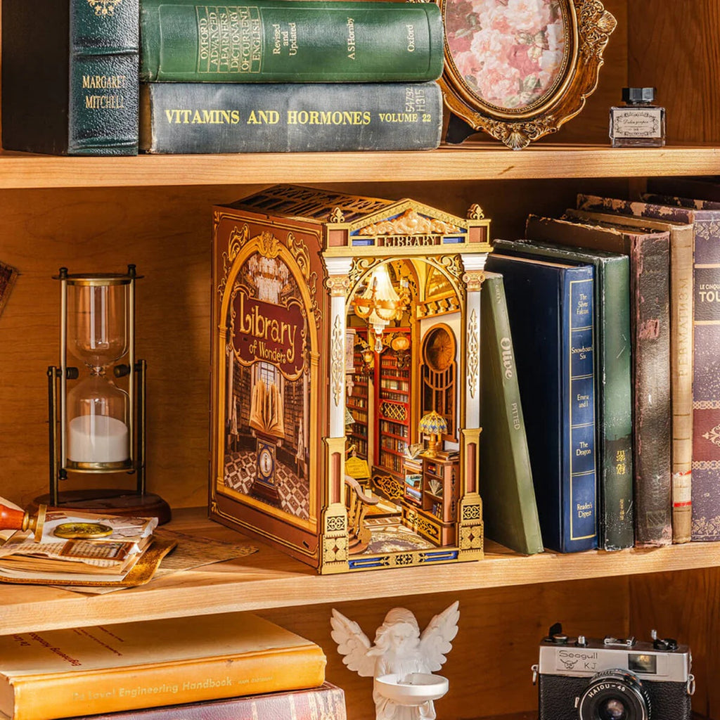Rolife - Library of Wonders DIY Book Nook TGB16