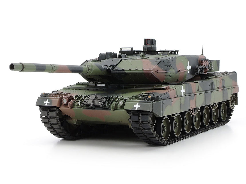 Tamiya - 1/35 Leopard 2 A6 Tank "Ukraine" Plastic Model