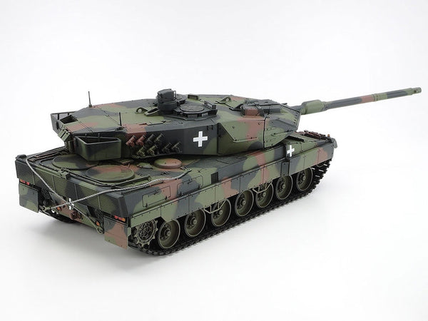Tamiya - 1/35 Leopard 2 A6 Tank "Ukraine" Plastic Model