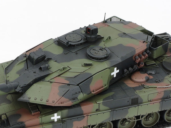 Tamiya - 1/35 Leopard 2 A6 Tank "Ukraine" Plastic Model