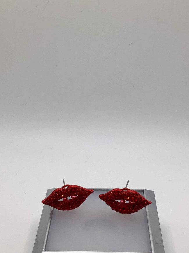 Lip earrings Hover Image