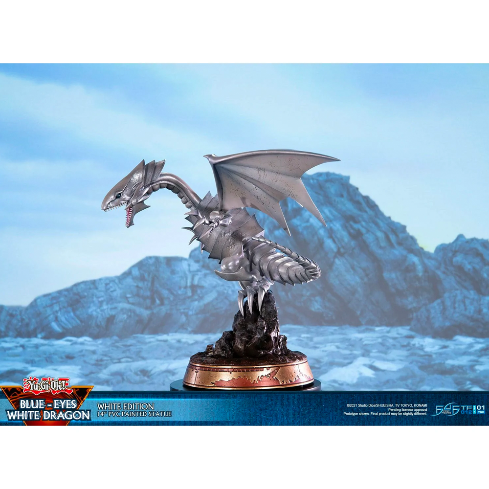 First 4 Figures: Yu-Gi-Oh! - Blue Eyes White Dragon (White Variant) Figure