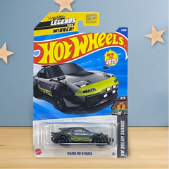 Hot Wheels Mazda MX-5 Miata - Dream Garage Series 2/5