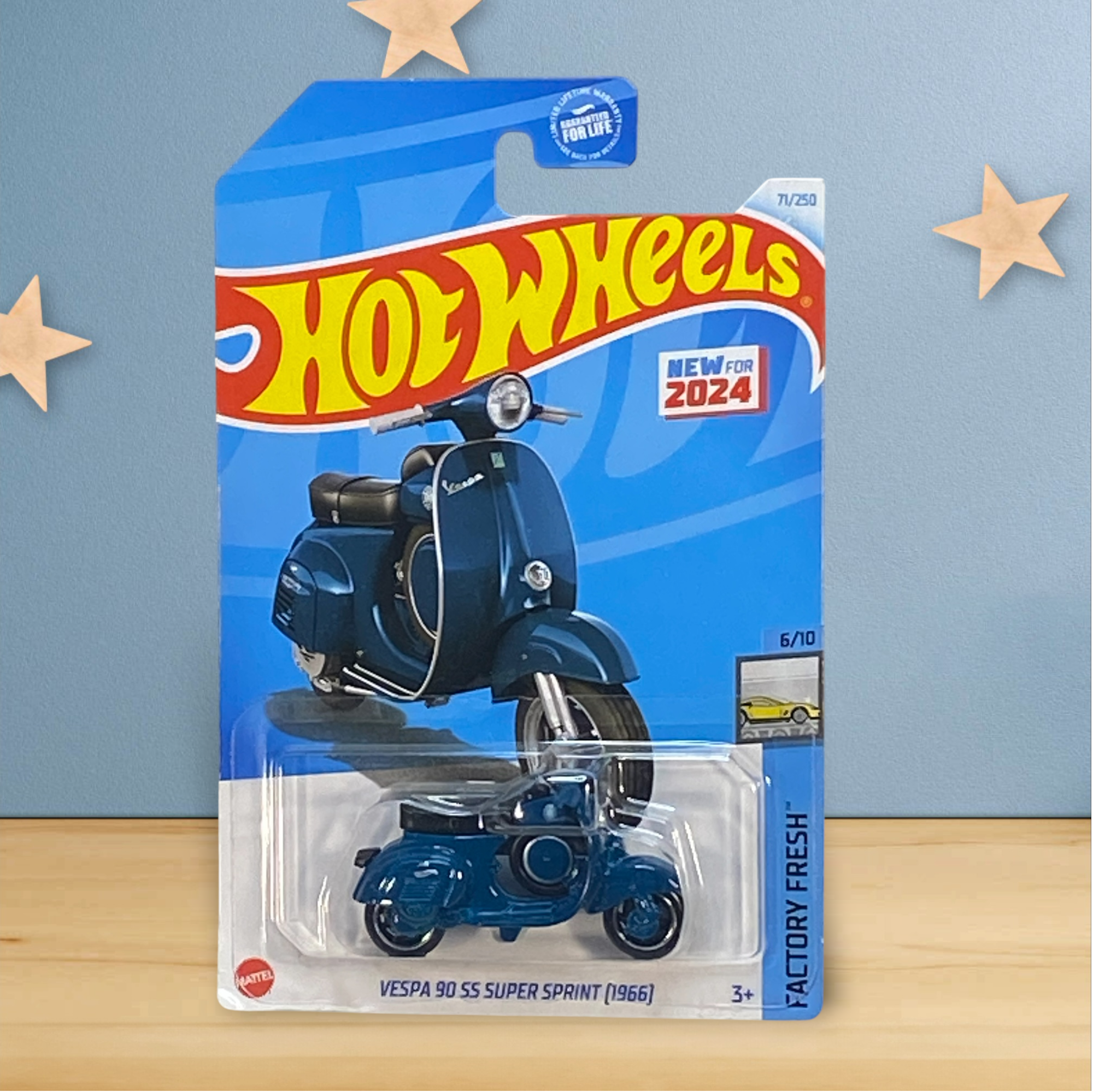 Hot Wheels Vespa 90 SS Super Sprint (1966) - Factory Fresh Series 6/10