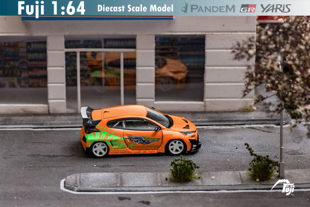 Fuji Toyota Yaris GR Fast & Furious Livery 1:64 - Collectors World Toys
