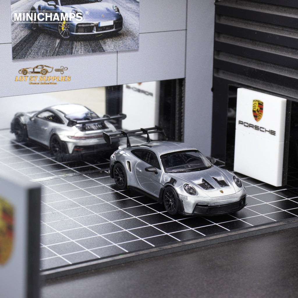 Minichamps X CLDC Exclusive Porsche 911 GT3 RS in Raw Silver English Magazine Version 1:64 (MAGAZINE INCLUDED) - Collectors World Toys