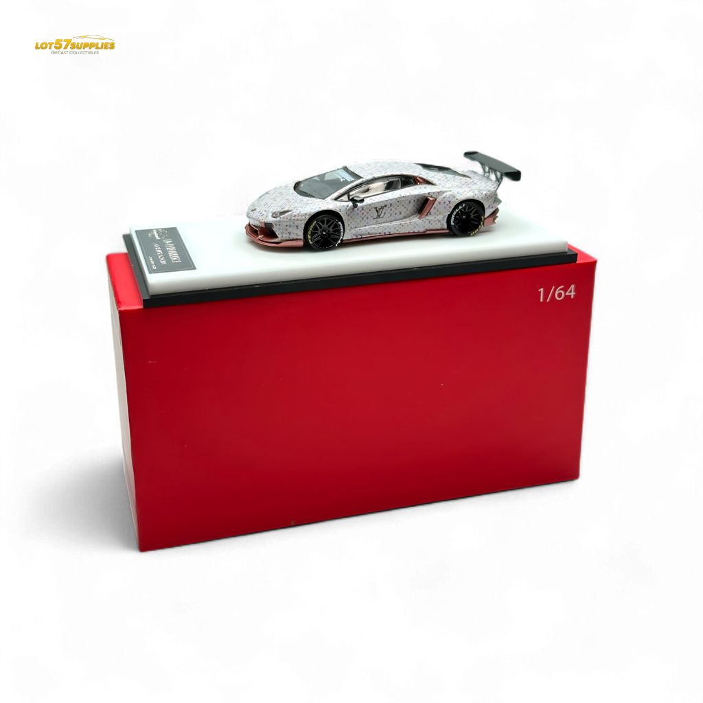 King Model Lamborghini Aventador LP700-4 LB 1.0 White LV Livery 1:64