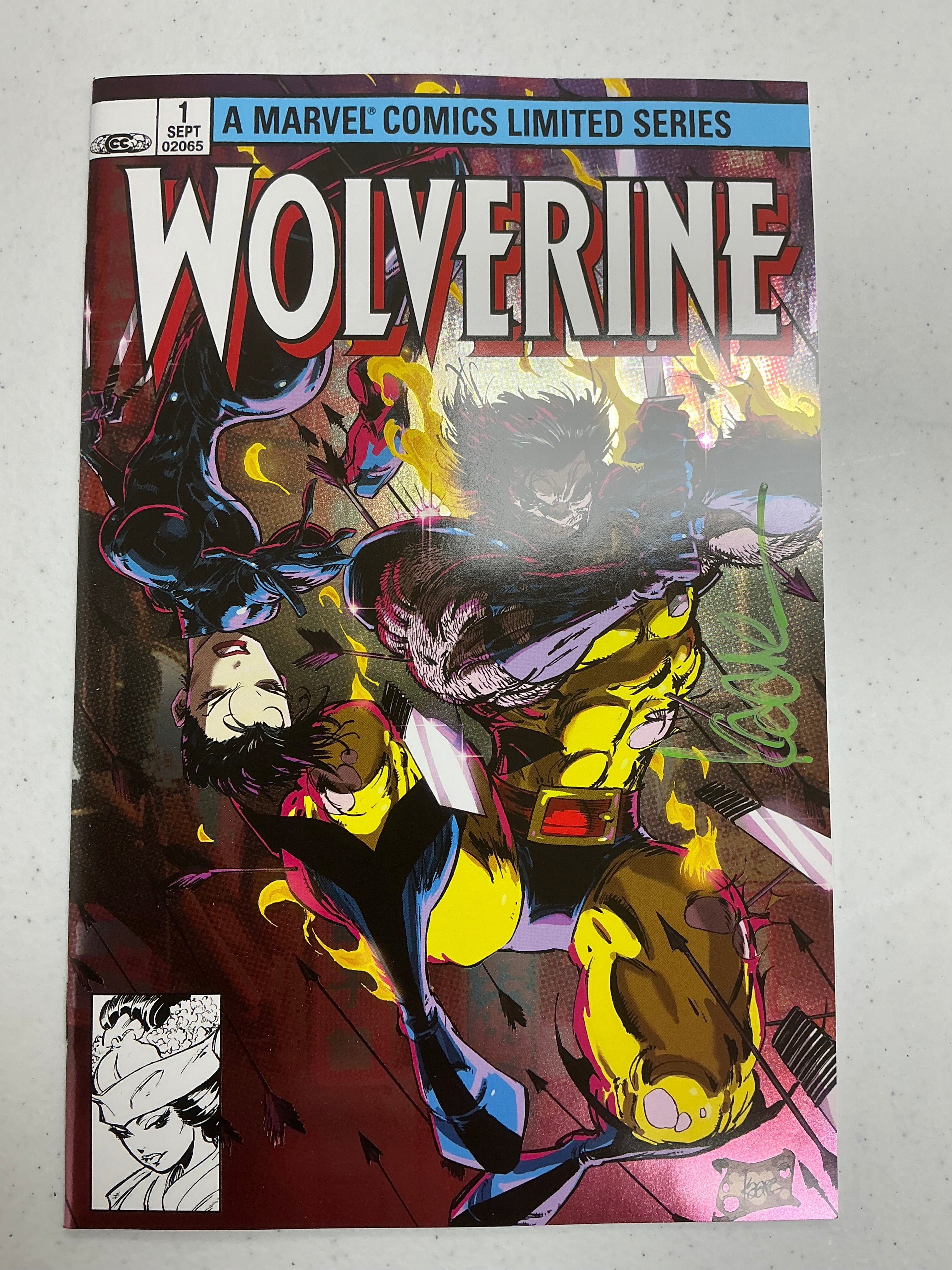 [Signed by Kaare Andrews] [FOIL] WOLVERINE BY CLAREMONT & MILLER #1 FACSIMILE EDITION [NEW PRINTING] UNKNOWN COMICS KAARE ANDREWS EXCLUSIVE MEGACON VAR [IN STOCK] - Collectors World Toys