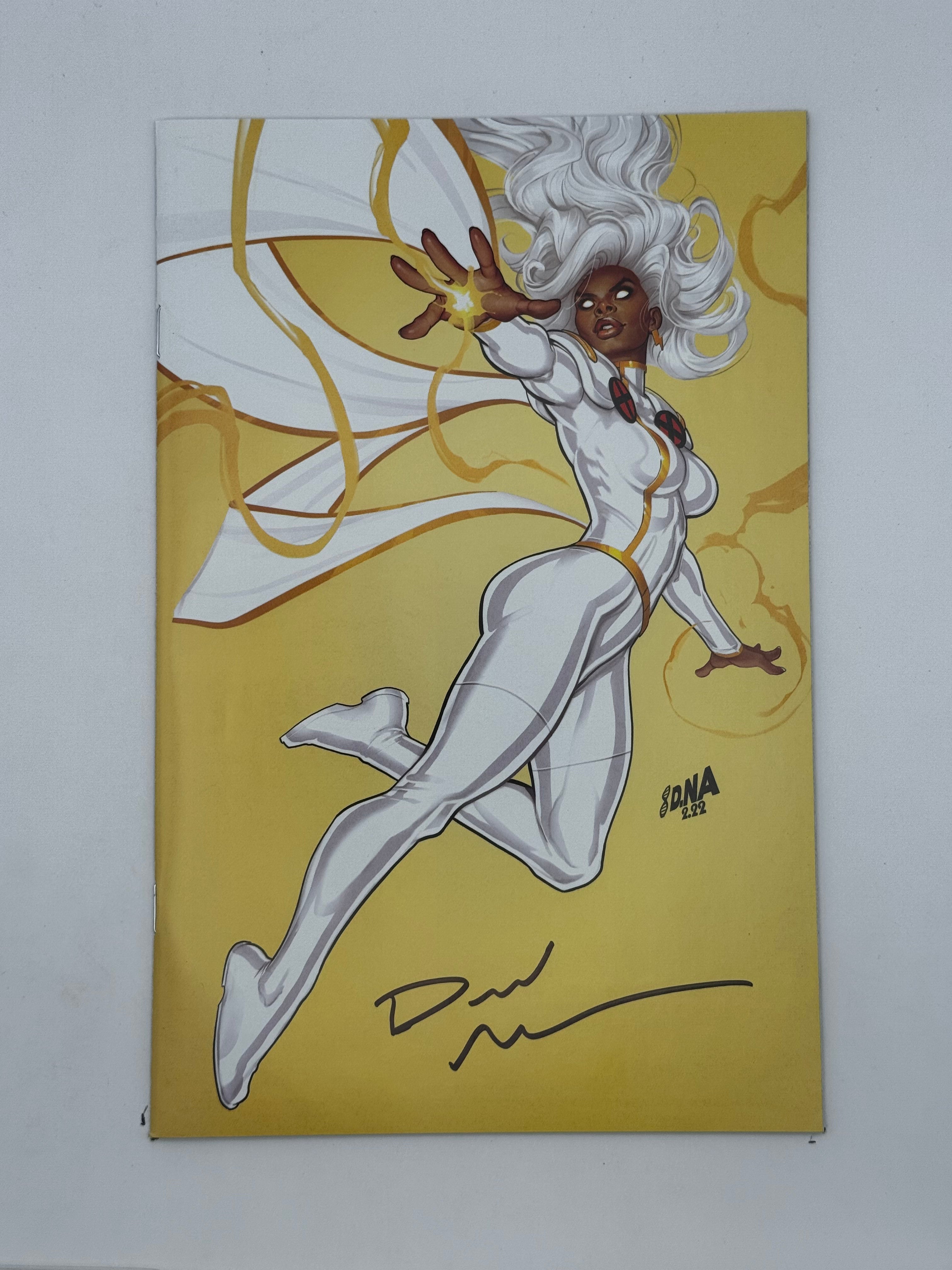 [SIGNED by David Nakayama] IMMORTAL X-MEN 1 UNKNOWN COMICS DAVID NAKAYAMA WHATNOT EXCLUSIVE VIRGIN VAR (11/30/2022) Main image