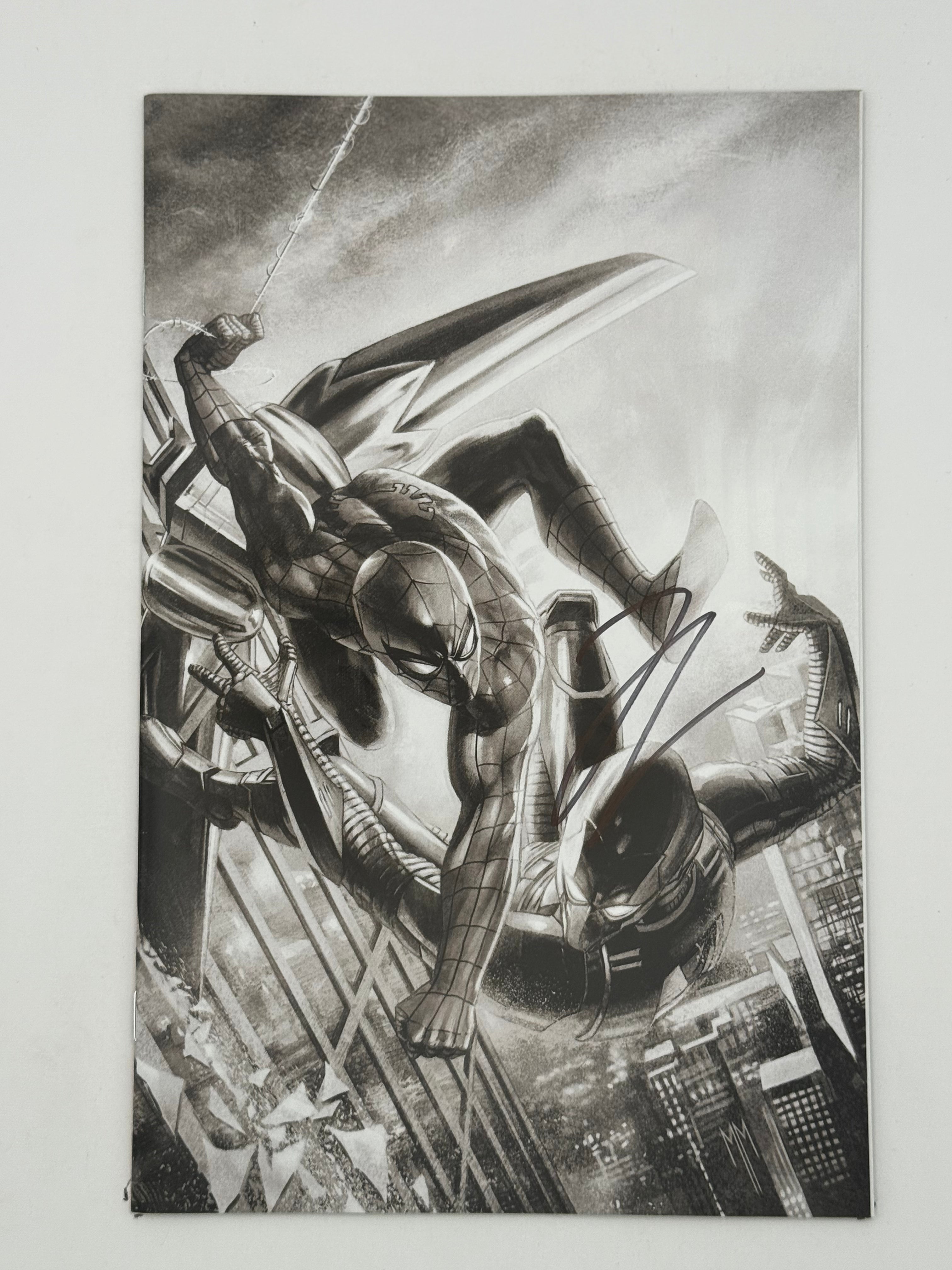 [Signed by Hickman] Ultimate Spider-Man #1 B&W CON VIRGIN Unknown Comics Matrazzo Exclusive Var [INST] 3rd PTG - Collectors World Toys Main image