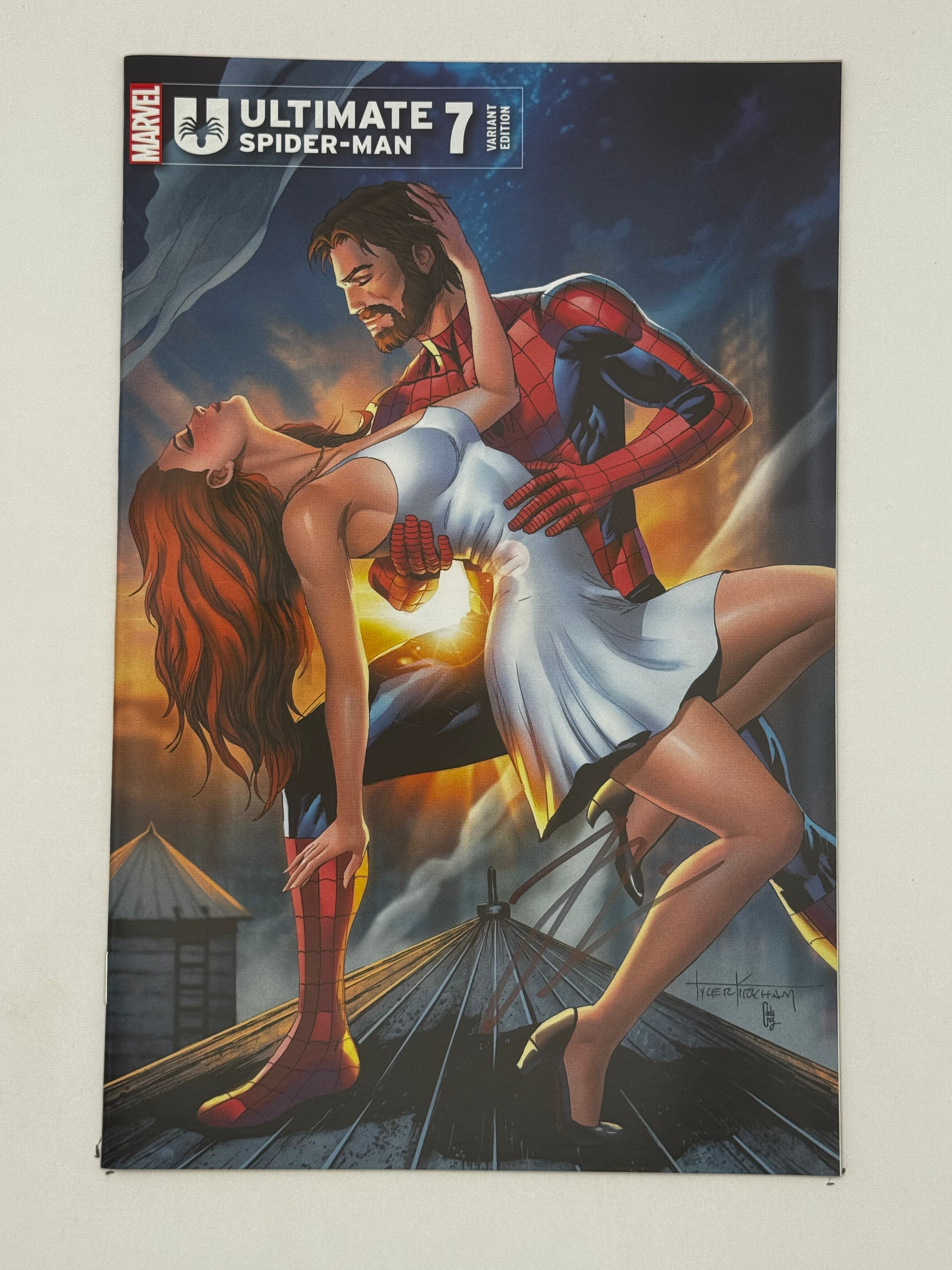 [Signed by Hickman] Ultimate Spider-Man #7 Unknown Comics Kirkham Exclusive Var [INST] - Collectors World Toys Main image