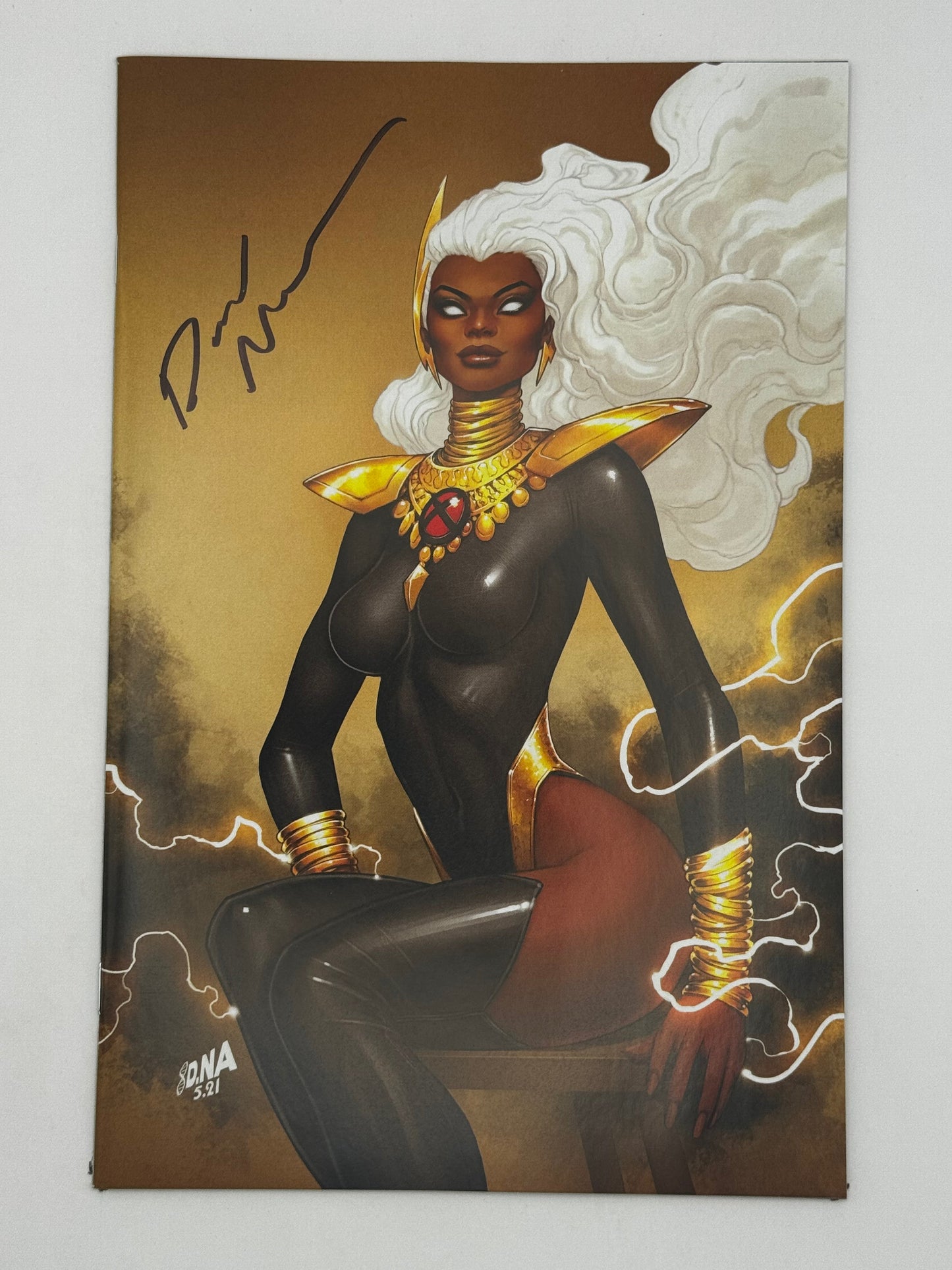 [Signed by David Nakayama] PLANET-SIZED X-MEN #1 VIRGIN UNKNOWN COMICS DAVID NAKAYAMA EXCLUSIVE VAR GALA (11/30/2022) - Collectors World Toys