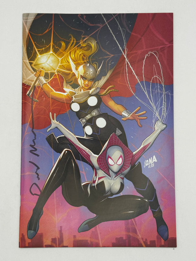 [Signed by David Nakayama] SPIDER-GWEN: GWENVERSE #2 VIRGIN DAVID NAKAYAMA EXCLUSIVE VAR Hover Image