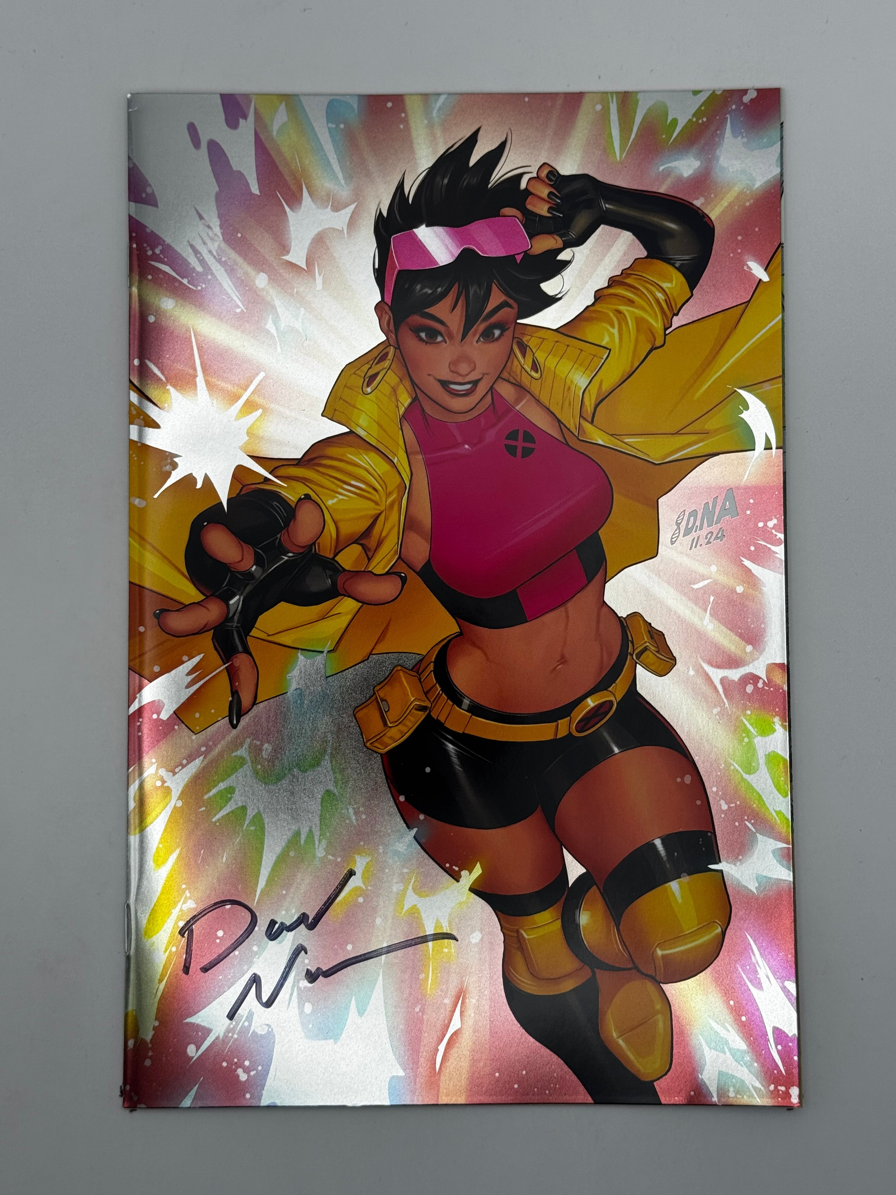 [Signed by David Nakayama] [FOIL] Uncanny X-Men #10 Unknown Comic David Nakayama Exclusive Virgin Var [IN STOCK] - Collectors World Toys Main image