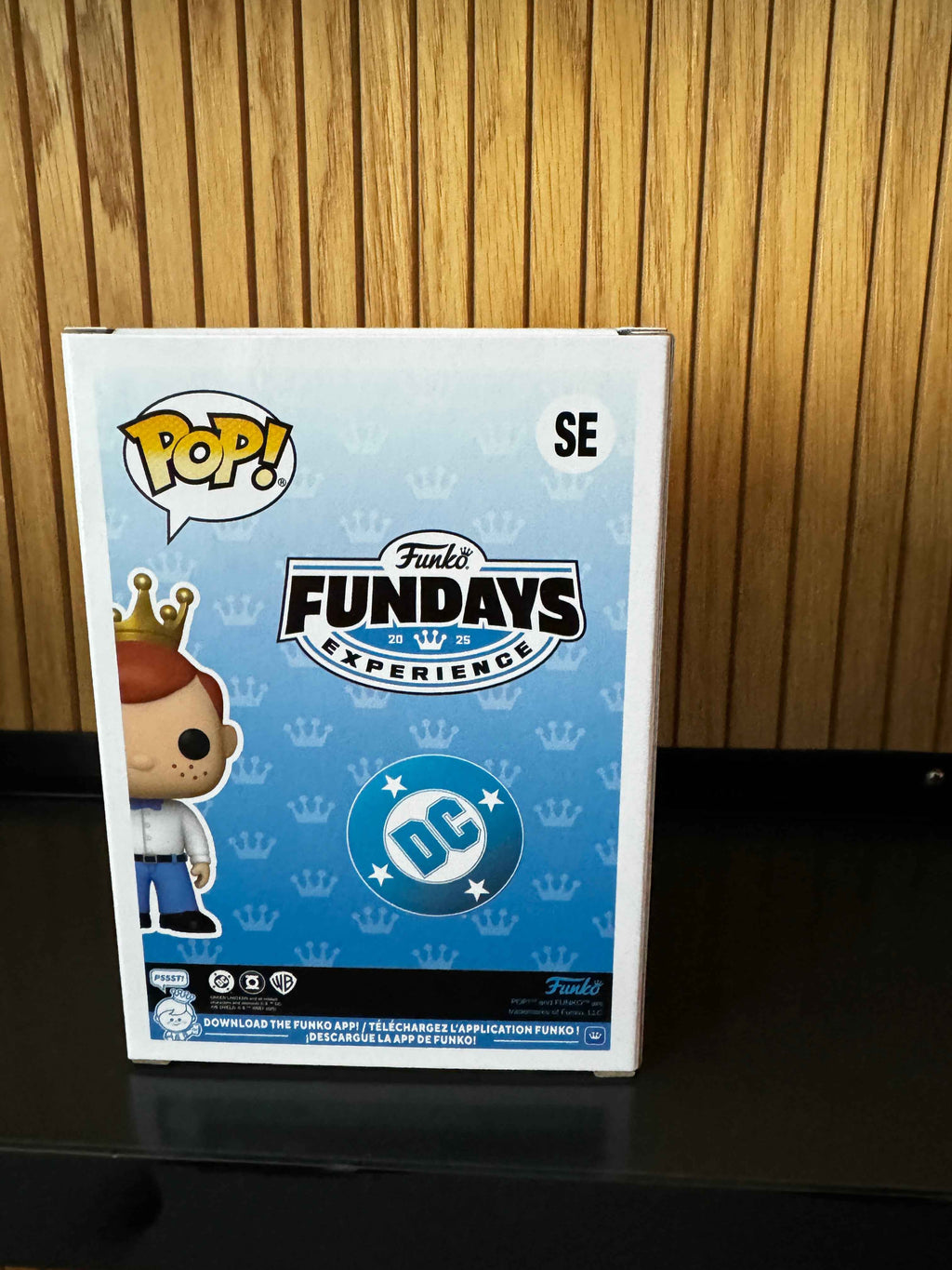 Funko Fundays Experience 2025: Pop! Originals DC Freddy Funko as Orange Lantern (Translucent) LE2000