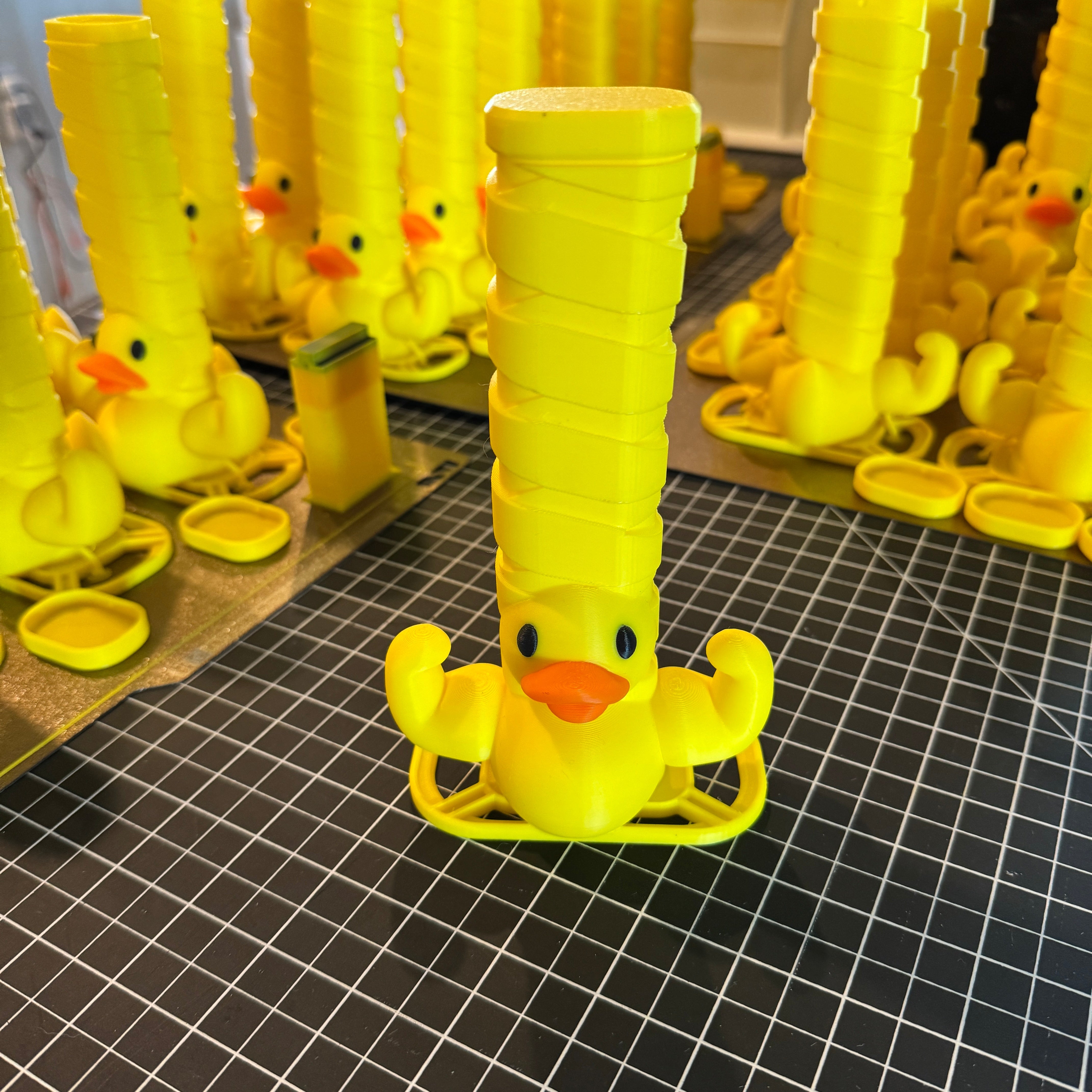 SwoleDuck Samurai Retractable Sword Main image