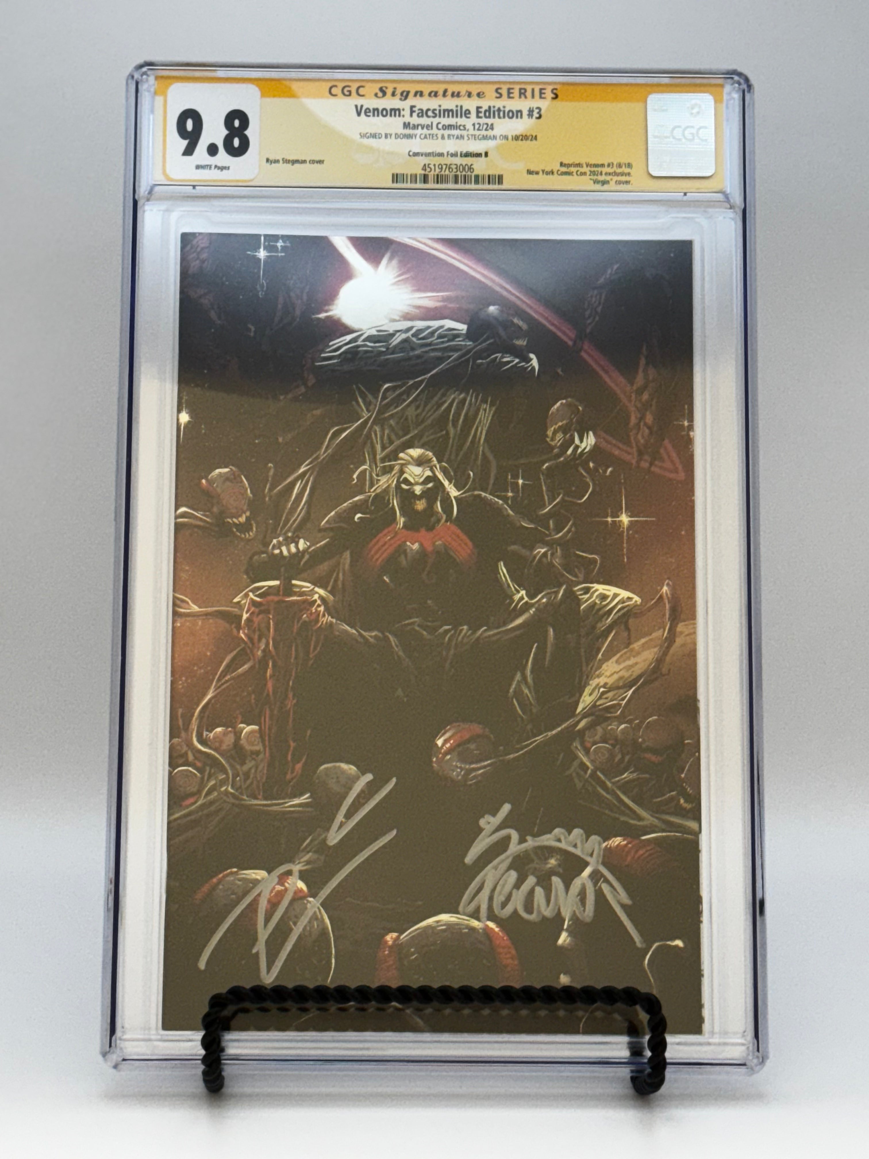 [SIGNED DONNY CATES | RYAN STEGMAN][FOIL] VENOM #3 UNKNOWN COMICS EXCLUSIVE FACSIMILE STEGMAN VIRGIN NYCC VAR [CGC 9.8 YELLOW LABEL][IN STOCK] Main image