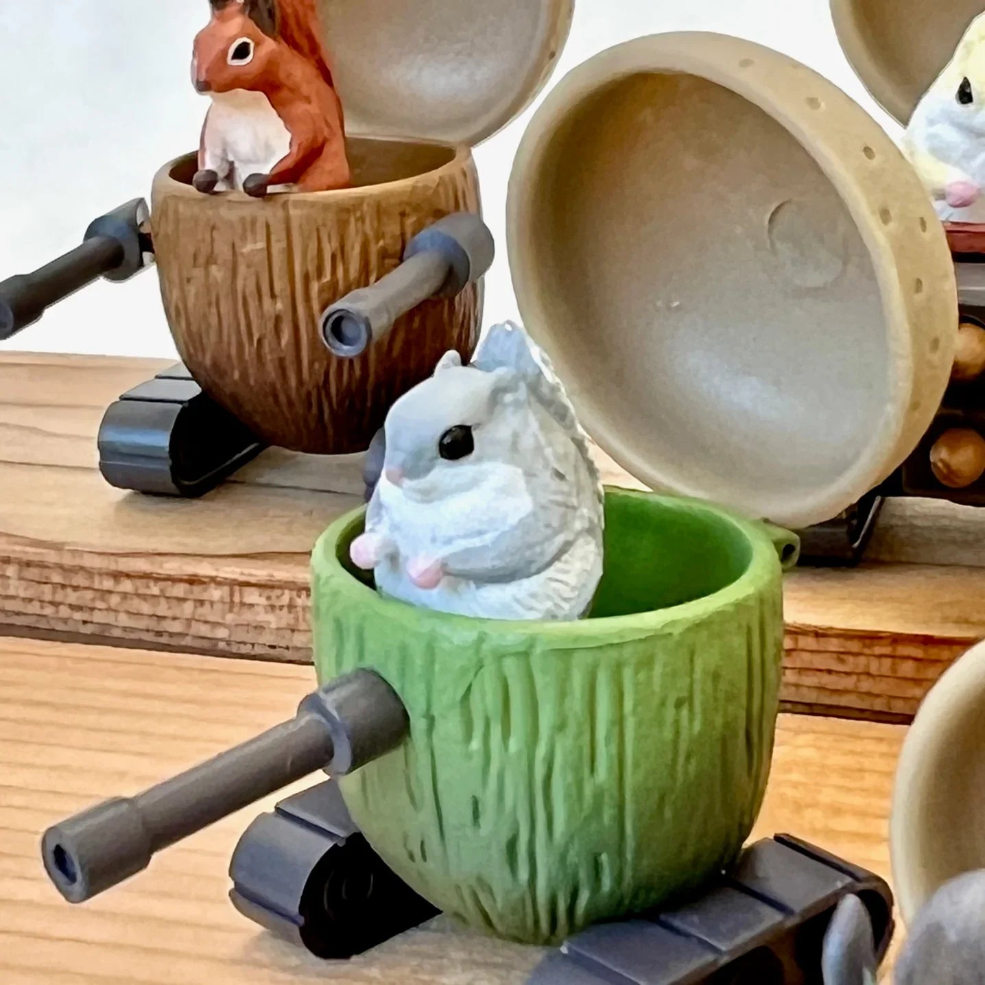 Acorn Tank Donguri Tank Blind Box (1 Blind Box) - Collectors World Toys