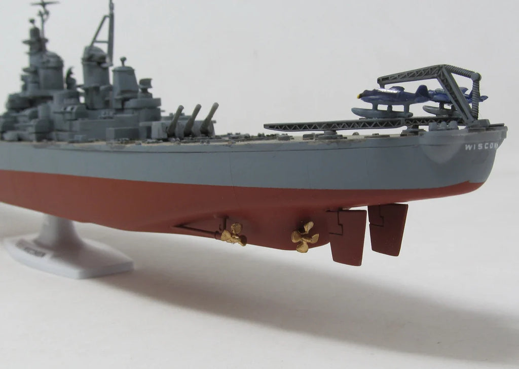 1:665 USS Wisconsin (BB-64) Iowa-Class Battleship 16 Inch Plastic Model Kit