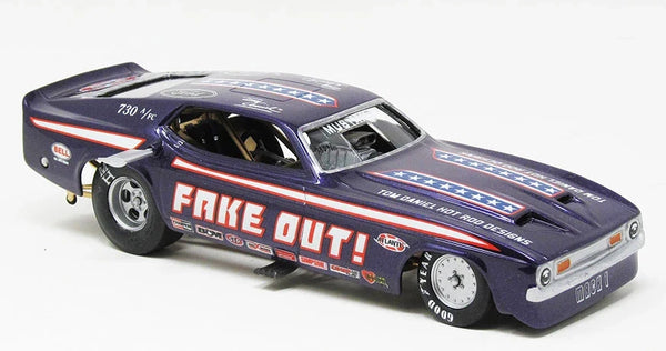 1:32 Tom Daniel - FAKE OUT! Classic Funny Car - A Tom Daniel Stylized Design (Snap Kit)