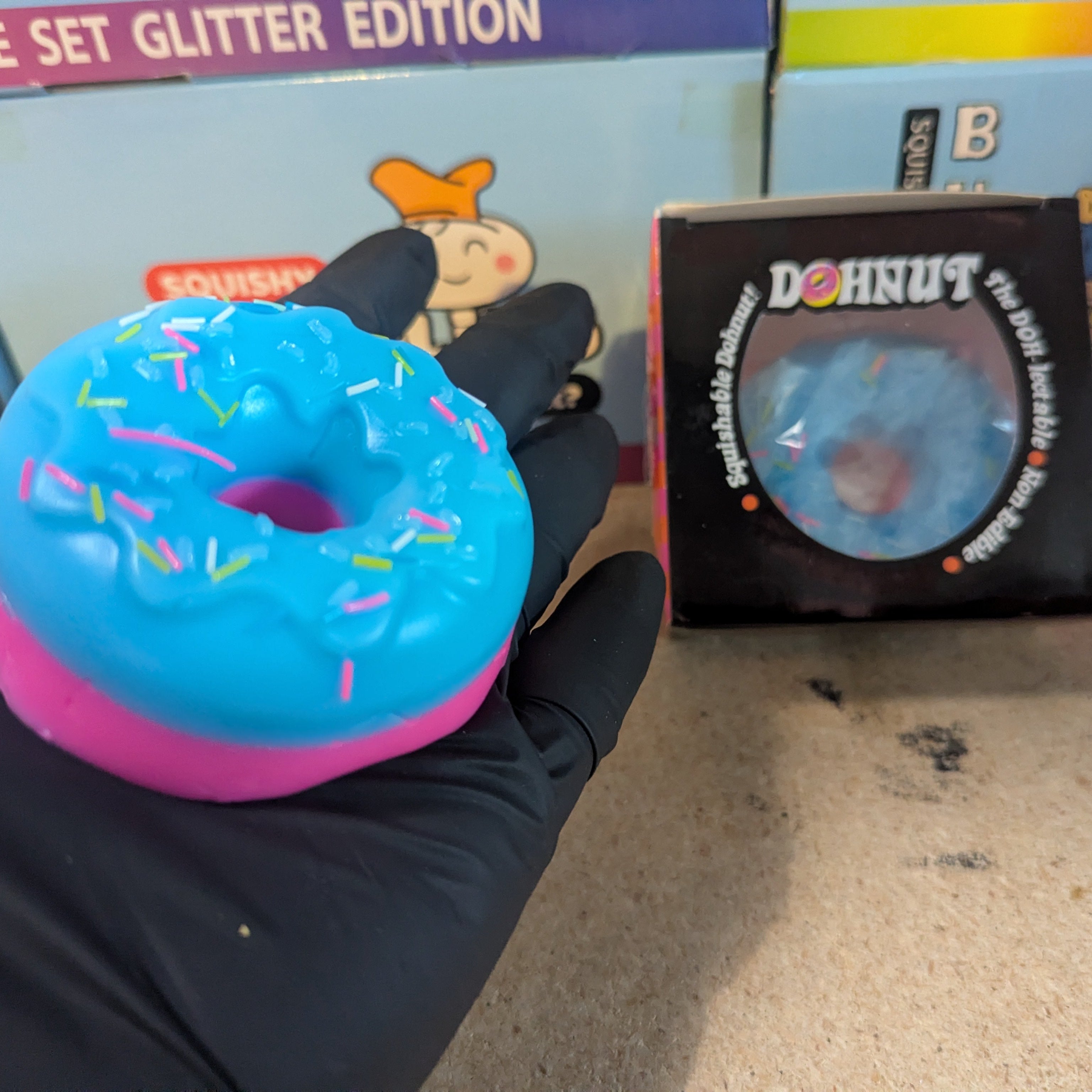 Blue and Pink Wannabe Dohnut (Gelatin Squish) Secondary image