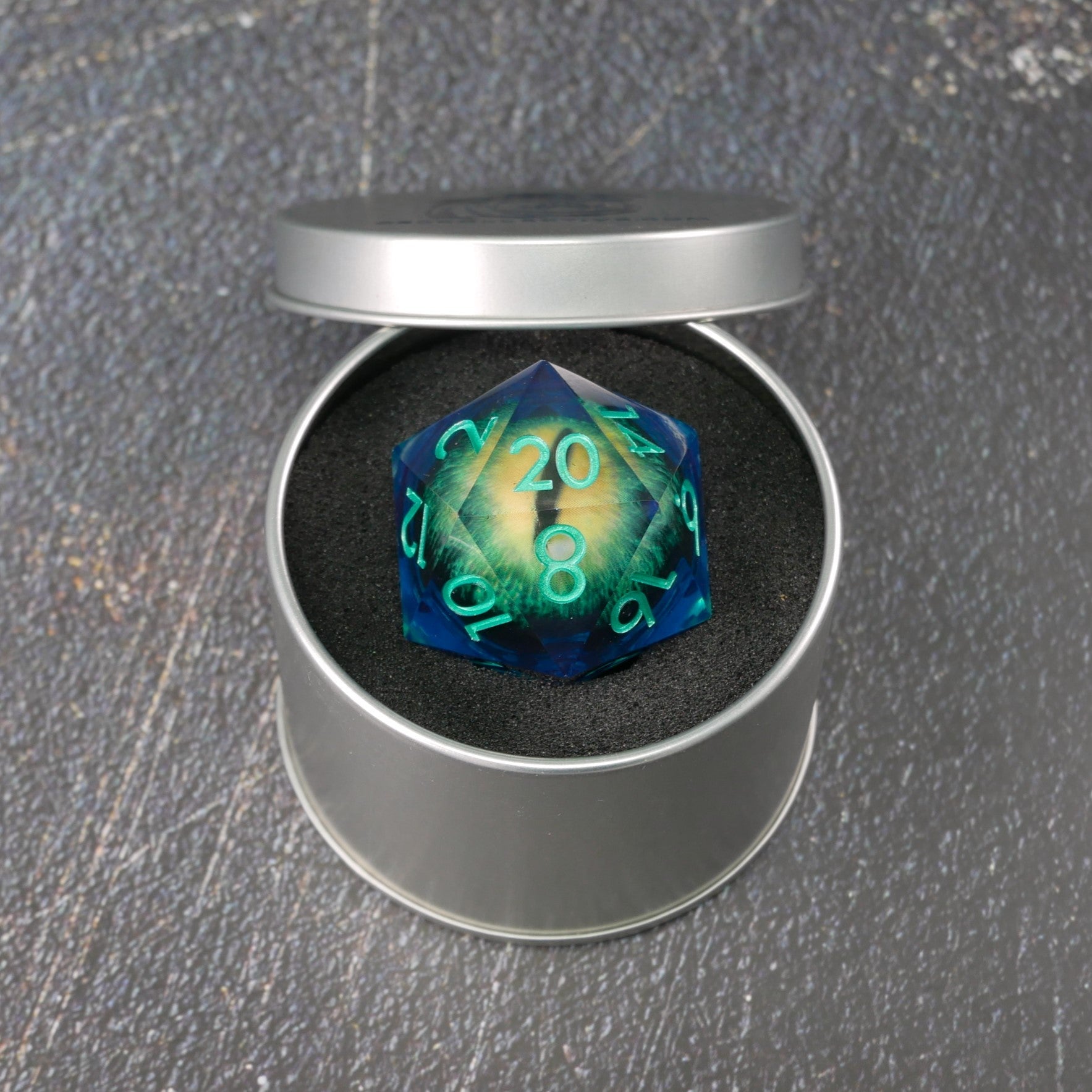 Remorhaz's Eye | Giant D20 Moving Eye DnD Dice | Acrylic RPG Gaming Dice - Collectors World Toys