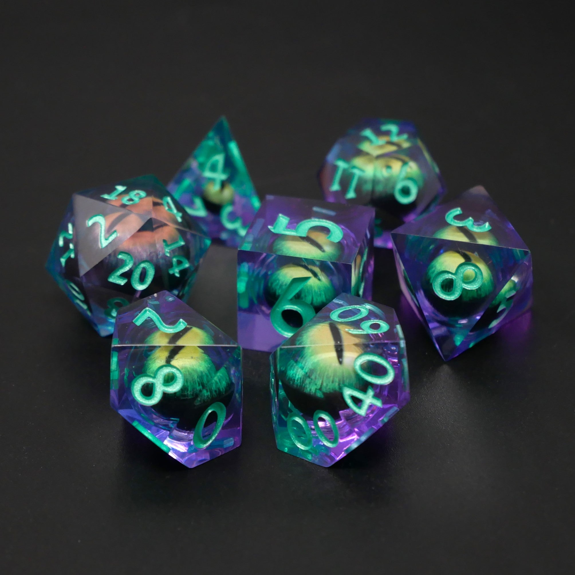 Remorhaz's Eye | 7 Piece Moving Eye DnD Dice Set | Acrylic RPG Gaming Dice Main image