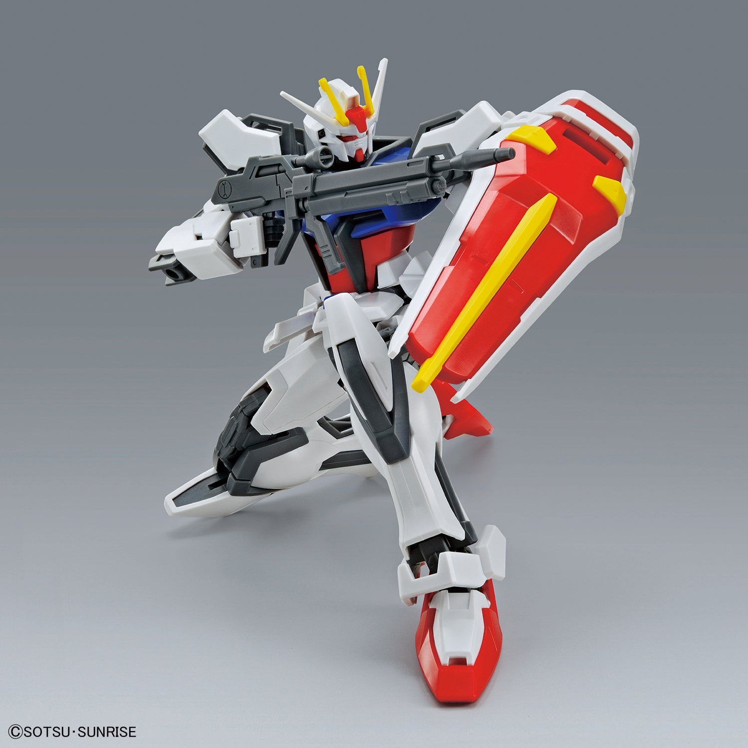 Gundam Seed Strike Gundam 10 EG Model Kit - Collectors World Toys