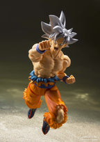 Dragon Ball Z SON GOKU ULTRA INSTINCT S.H.FIGUARTS Action Figure - Collectors World Toys