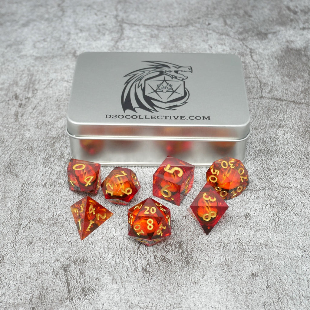 Sauron's Eye |  7 Piece Moving Eye DnD Dice Set | Acrylic RPG Gaming Dice - Collectors World Toys