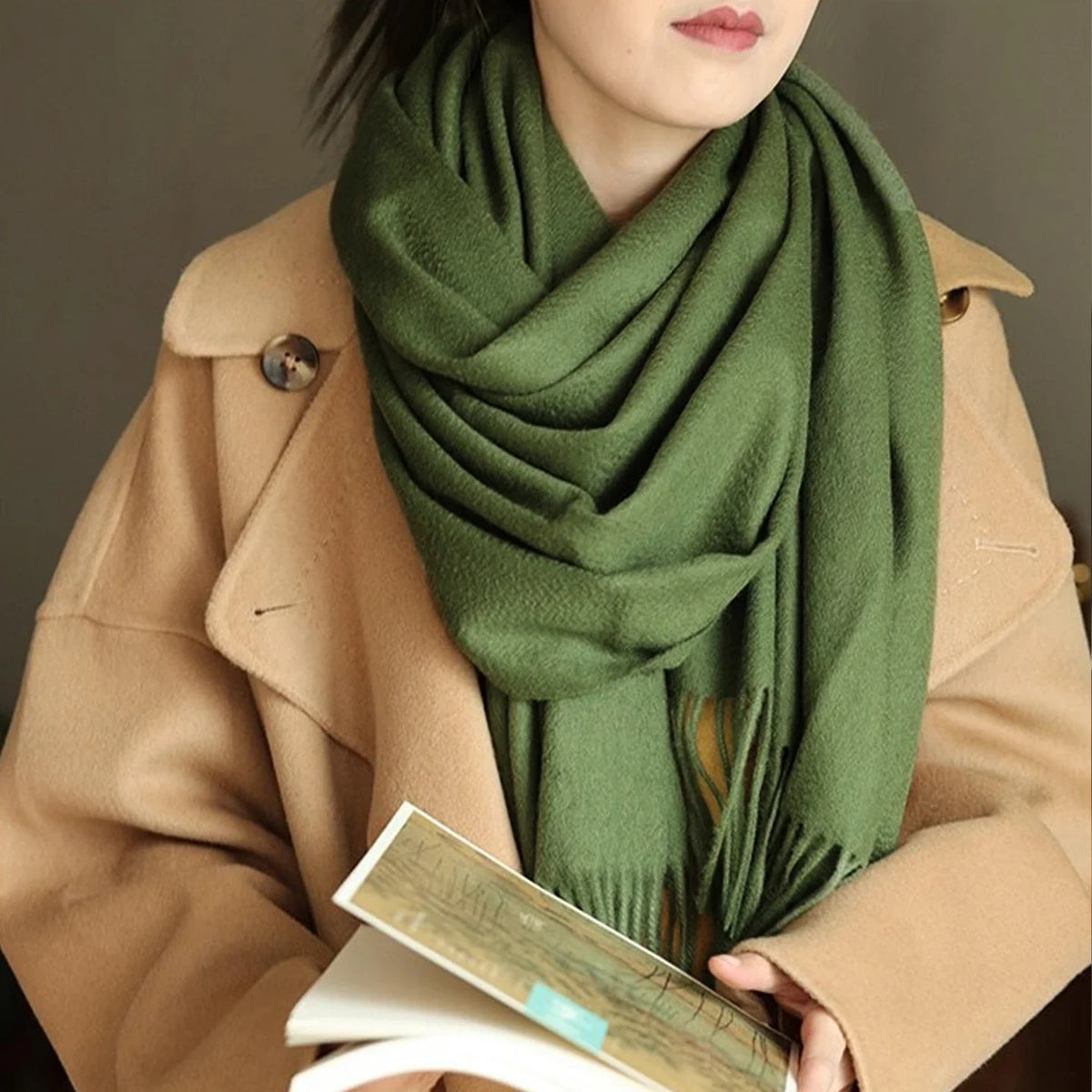 Solidlove 100% Wool Winter Scarf for Women – Luxury Cashmere-Feel Shawl, Poncho & Wrap | Warm Fashion Scarf for Ladies