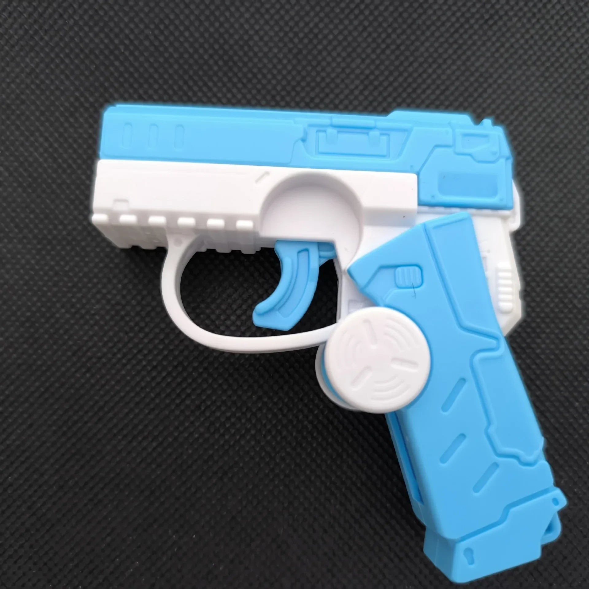 New Arrival Fidget Spinner Gun Transforming Automatic Rebound Mini Gun Toy Office Fidget Toys Creative Adult Stress Relief Toys